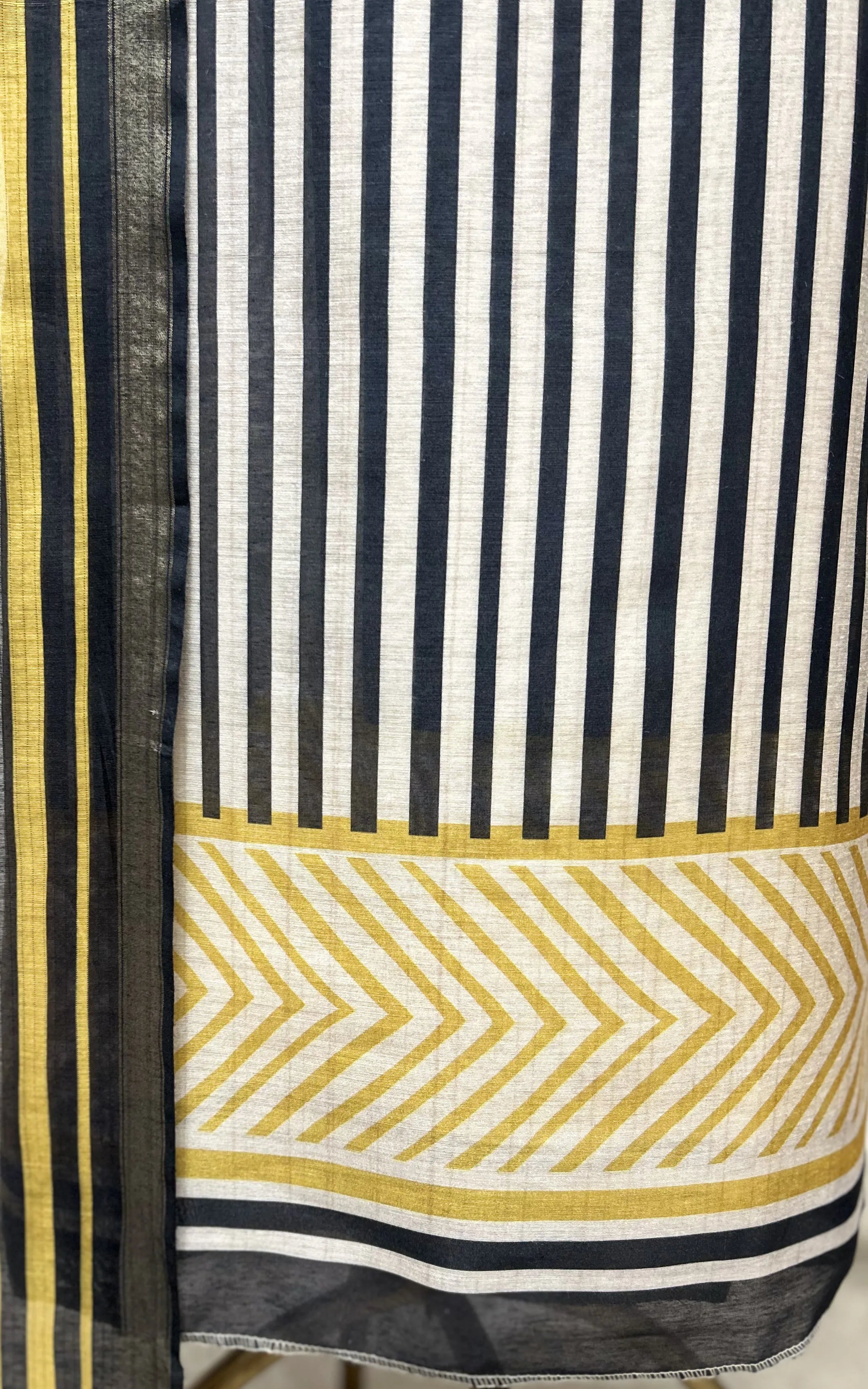 Vintage Bloom Maheshwari Ensemble Unstitched Suits