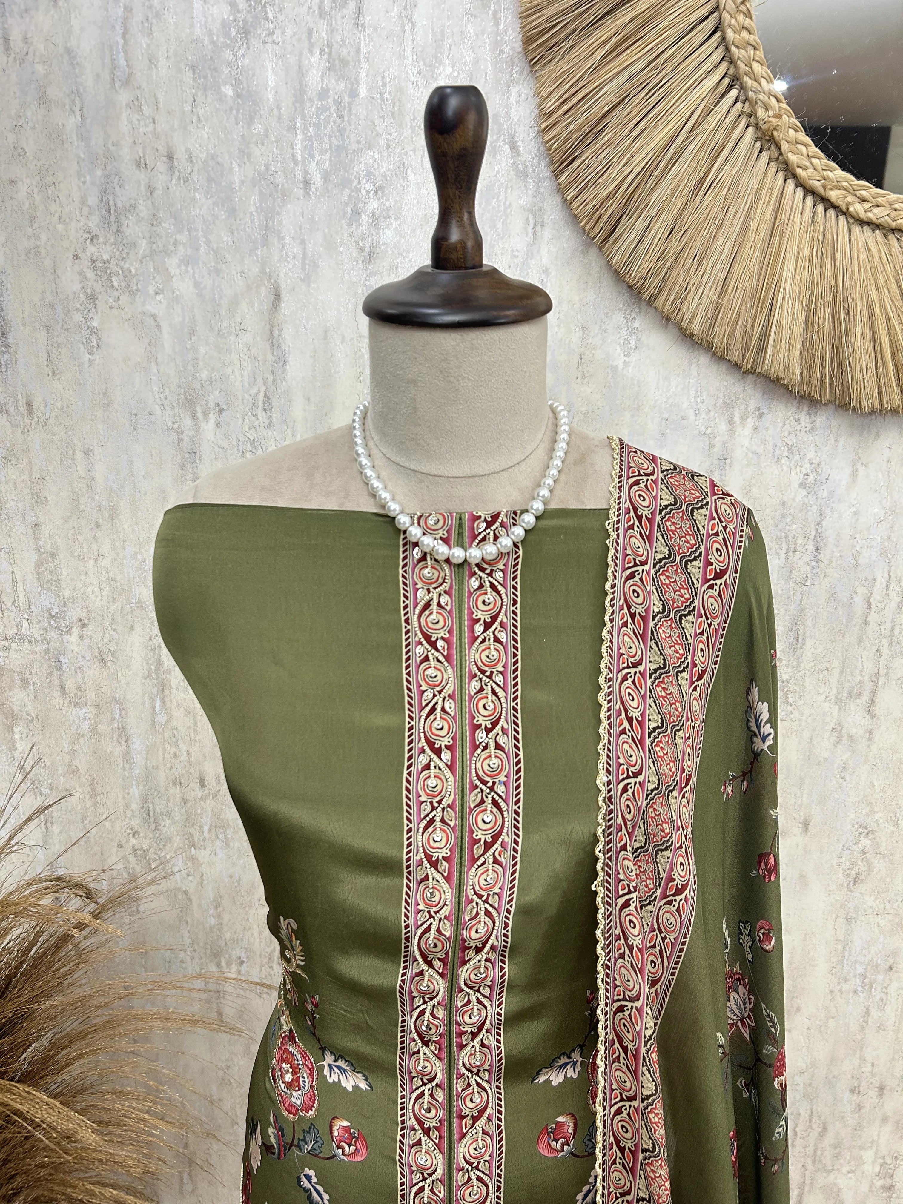 Traditional Wear Crepe Unstiched Suit