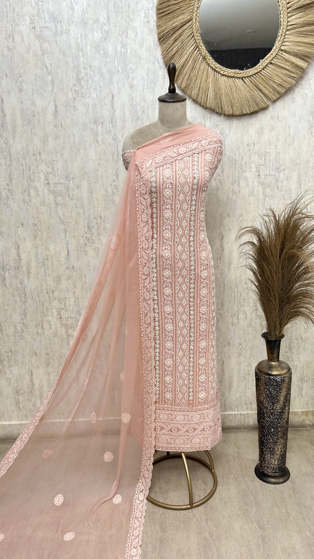 Regal Lucknowi Georgette Unstitched Suit