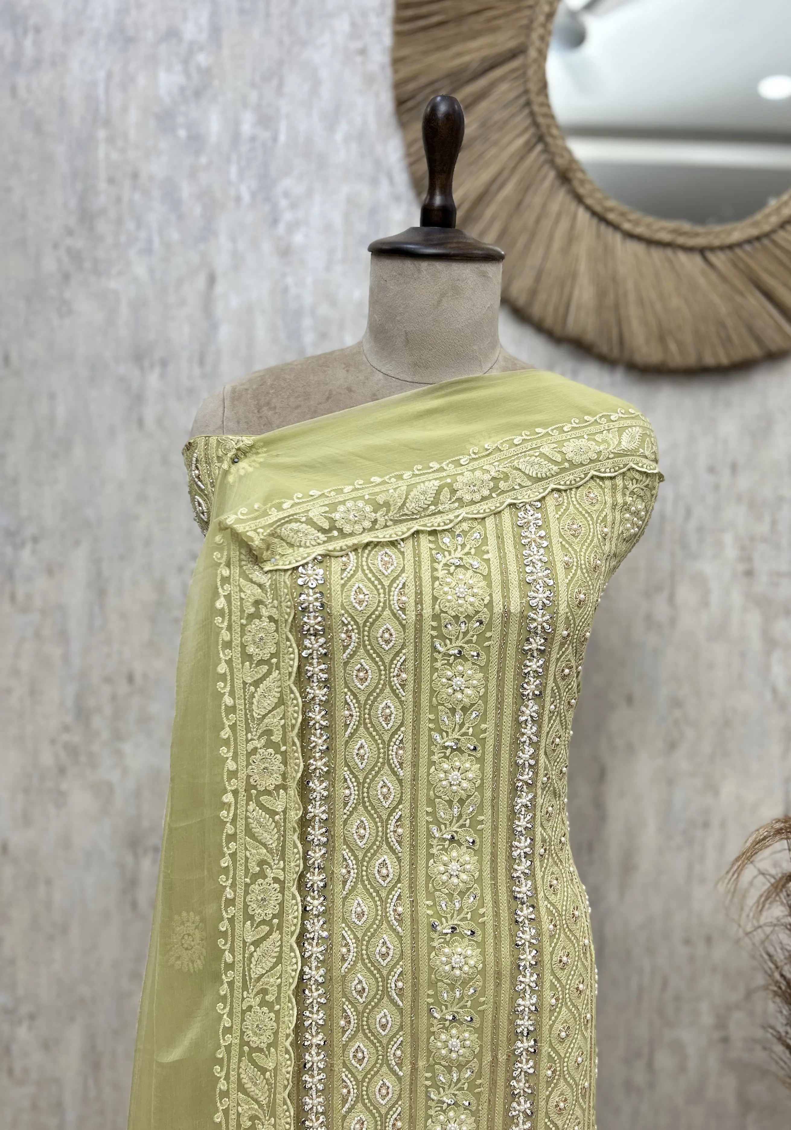 Regal Lucknowi Georgette Unstitched Suit