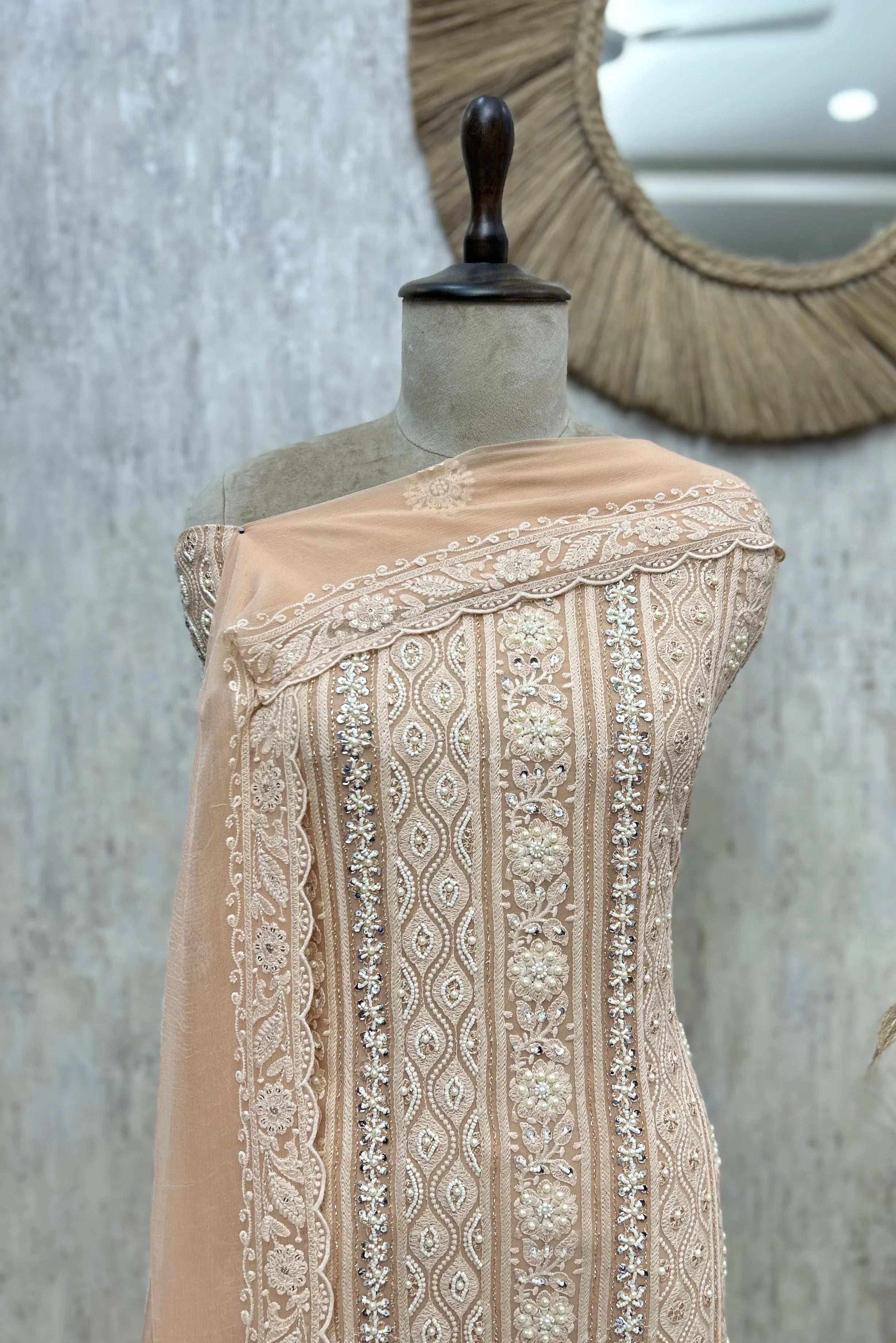 Regal Lucknowi Georgette Unstitched Suit