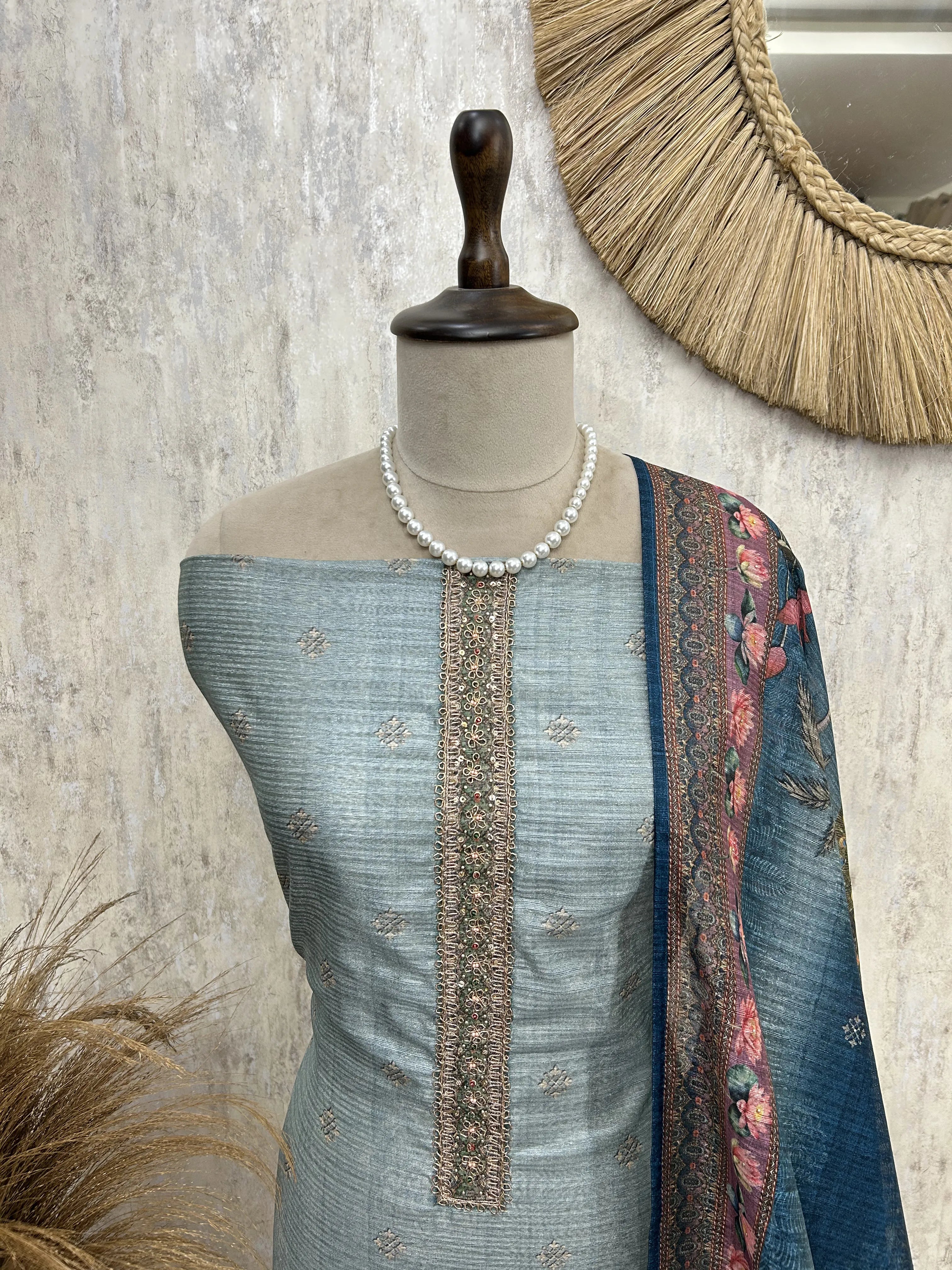 Peacock Bloom Unstiched Suit
