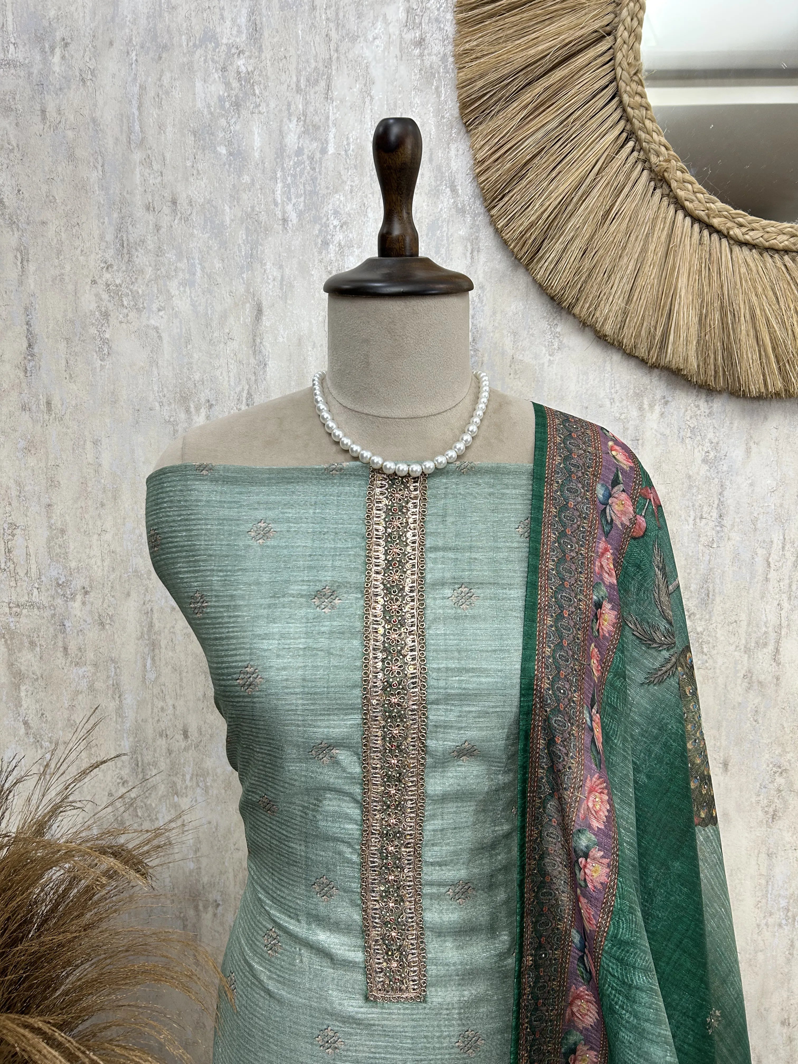 Peacock Bloom Unstiched Suit