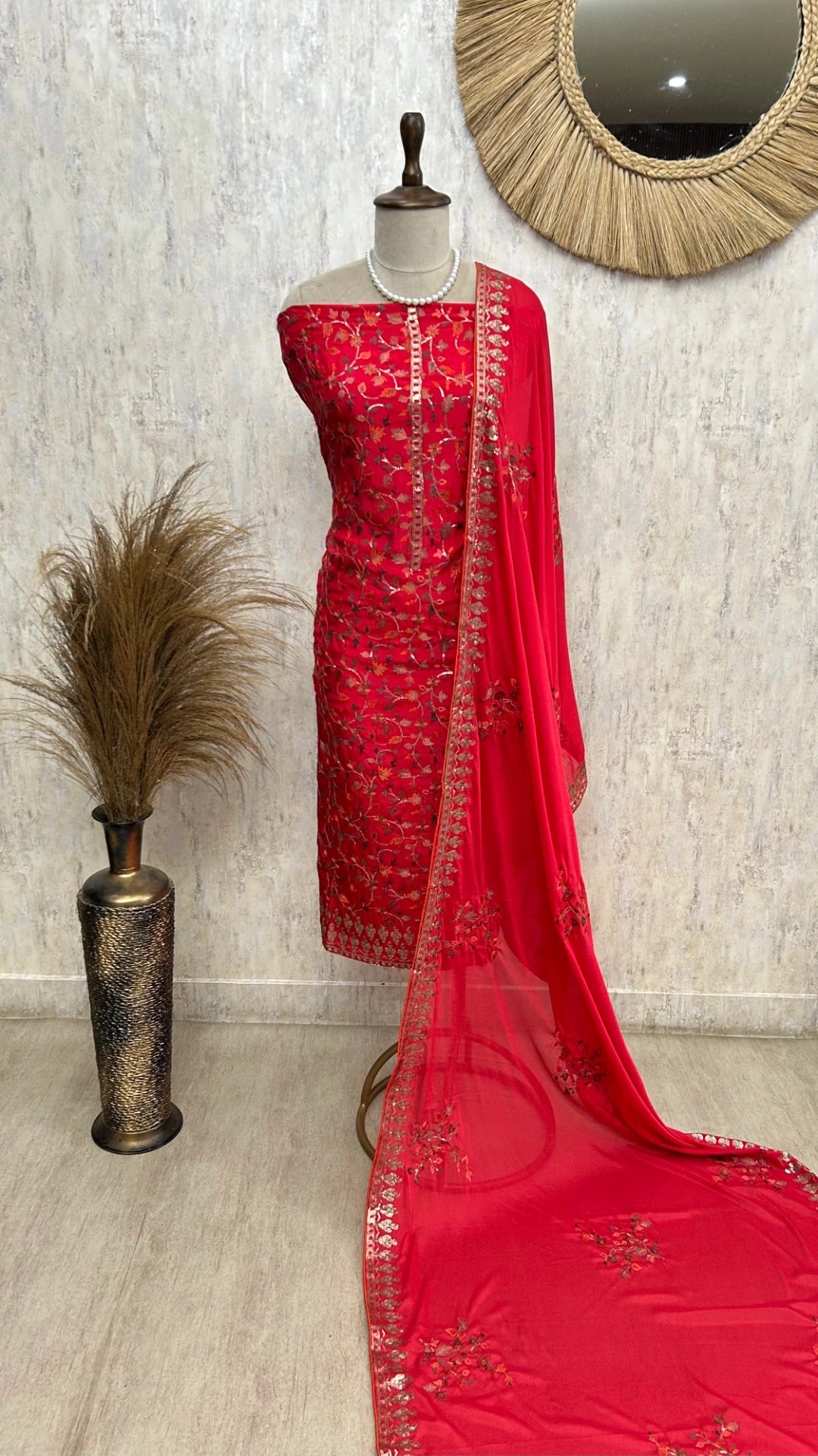 Unstitched Suit Set Opada with Thread Embroidery