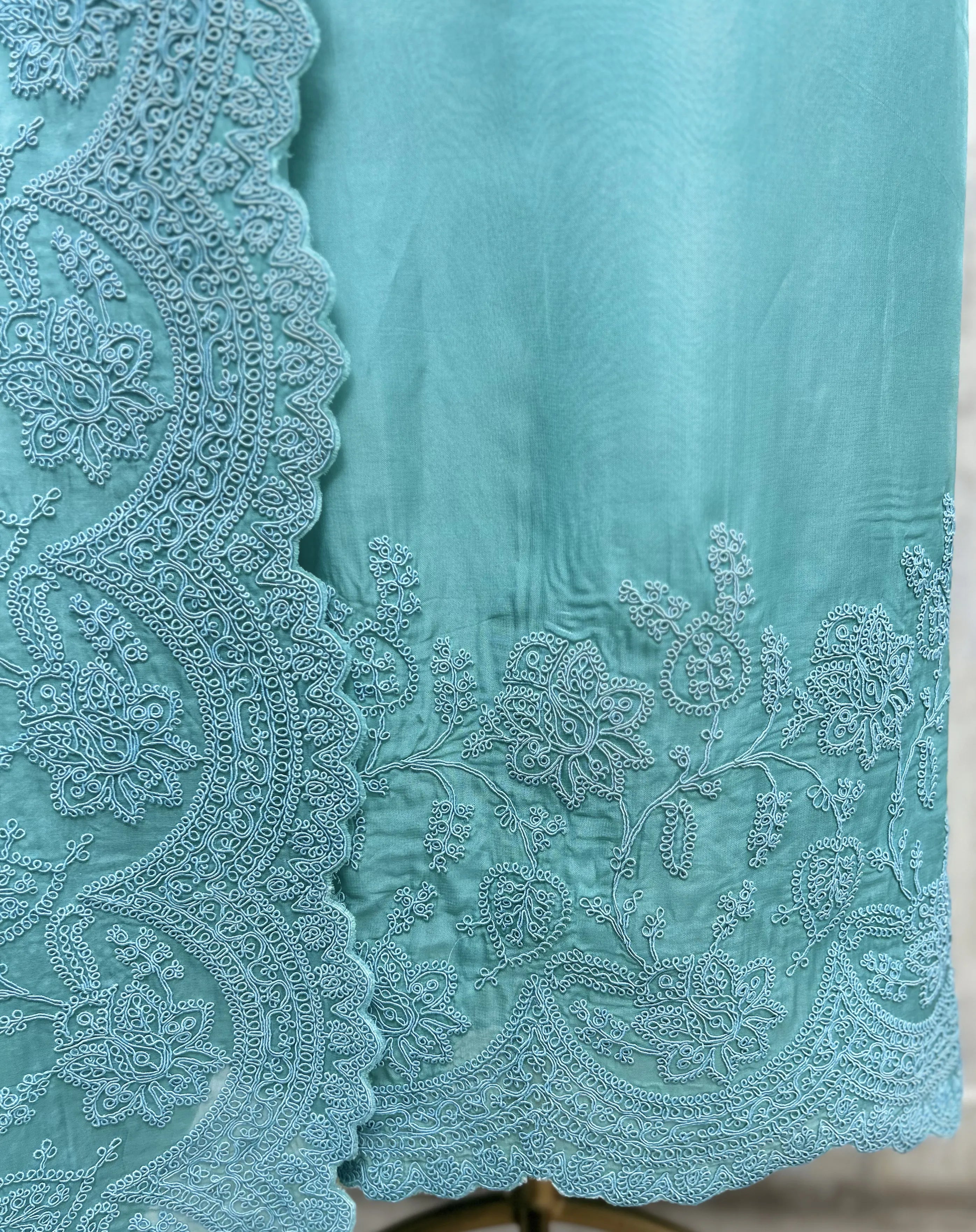 Gracewoven Organza Elegance Unstitched Suits