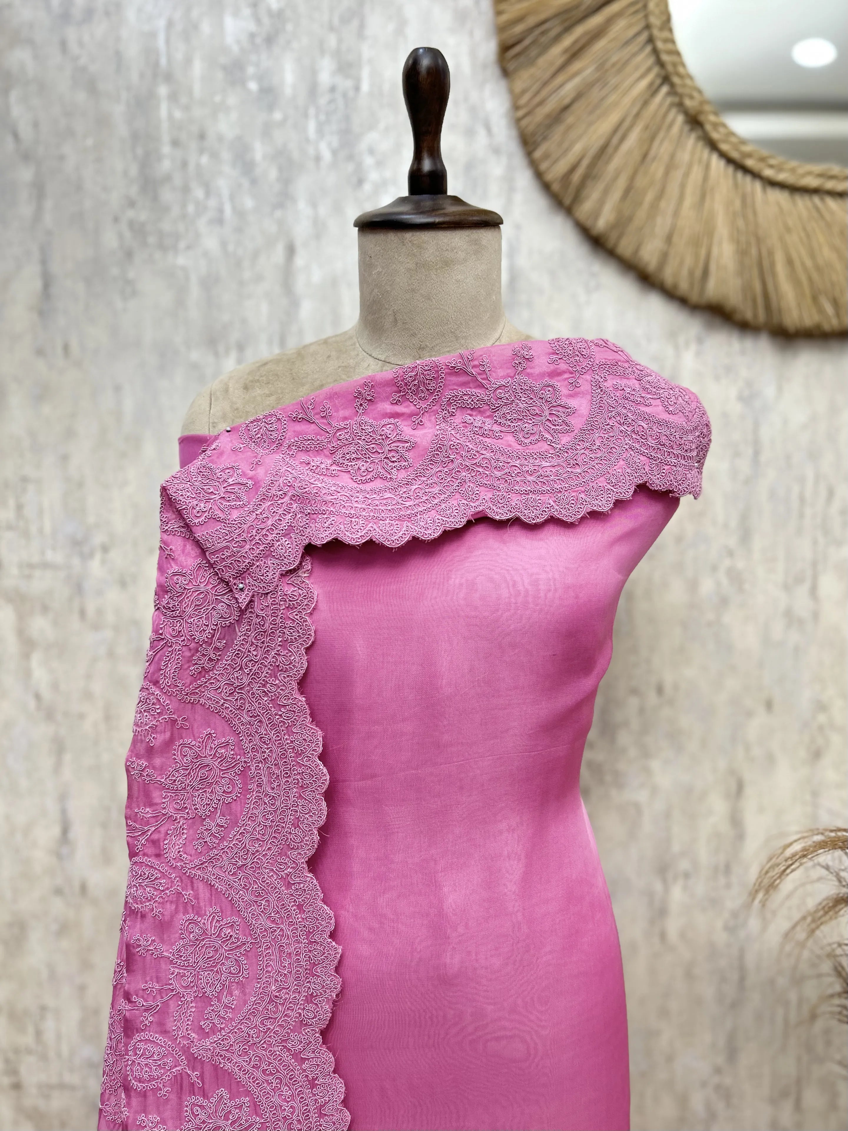 Gracewoven Organza Elegance Unstitched Suits