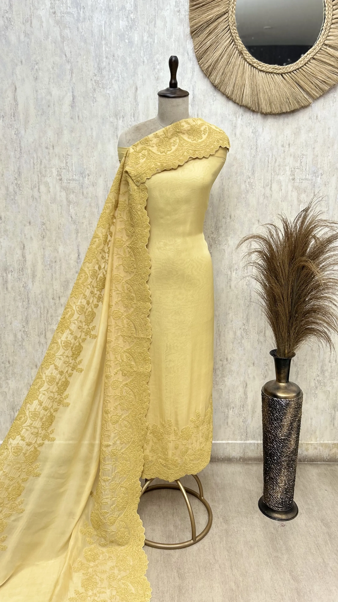 Gracewoven Organza Elegance Unstitched Suits