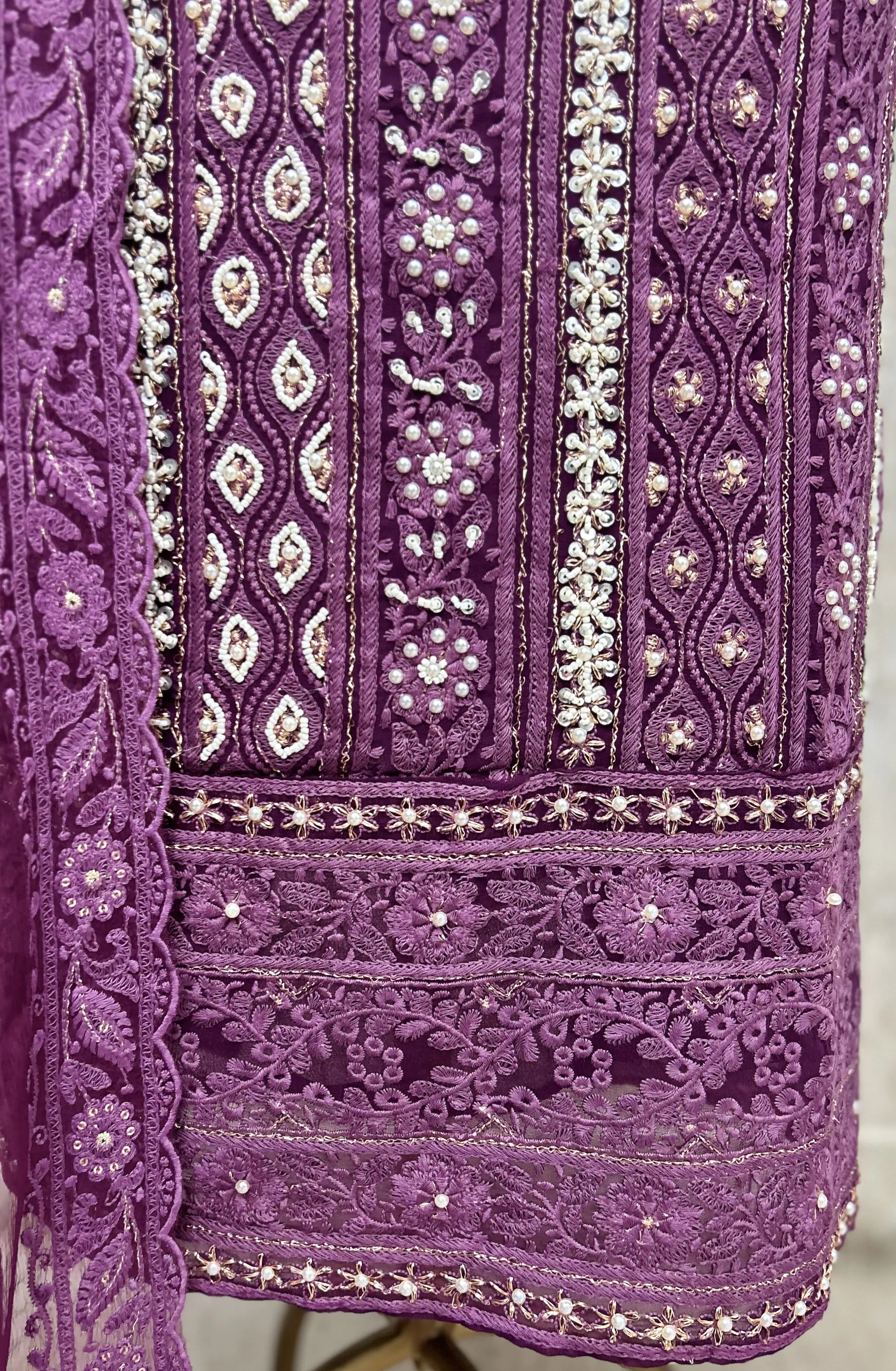 Regal Lucknowi Georgette Unstitched Suit