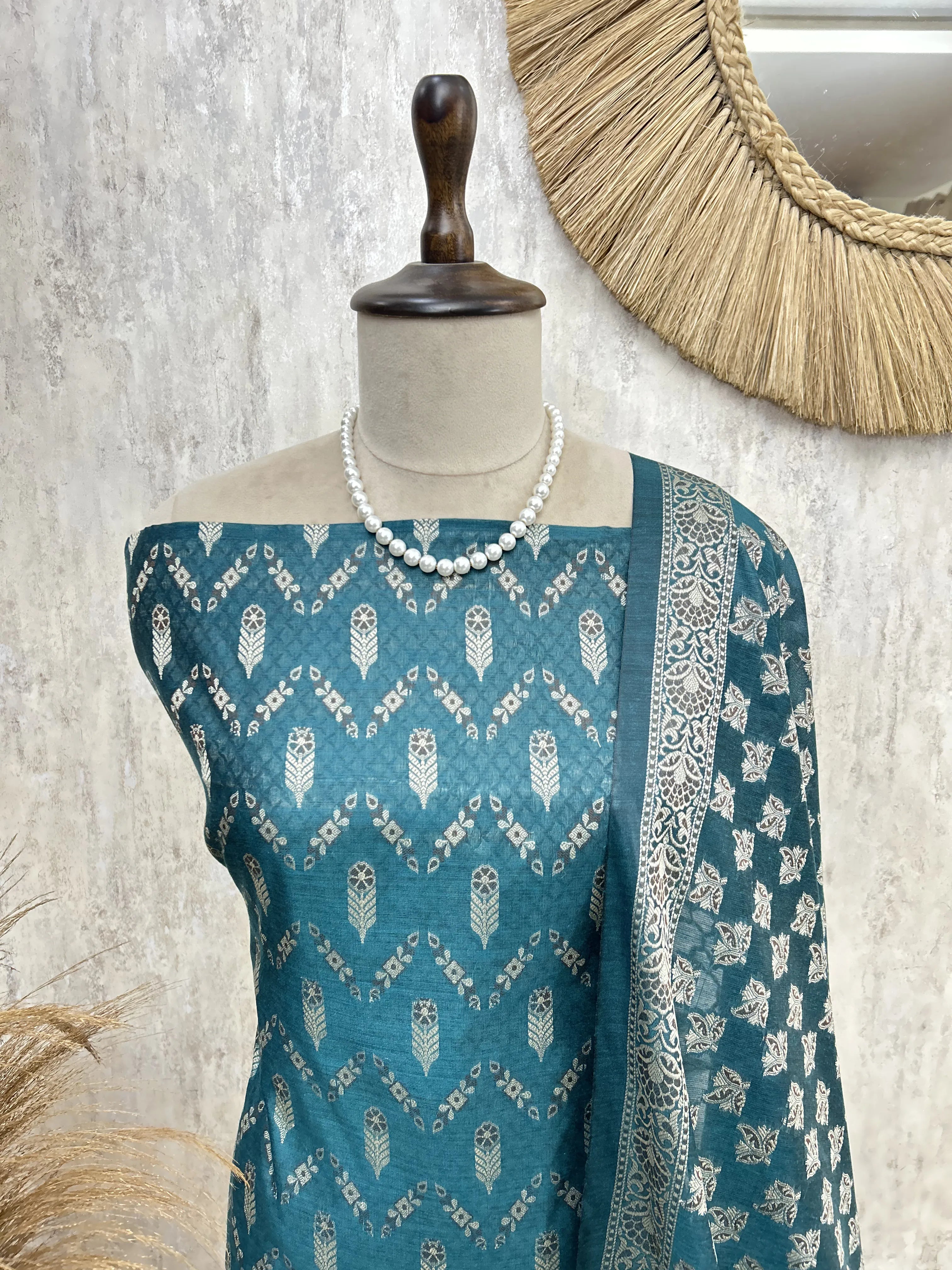 Classic Grace Unstiched Suit
