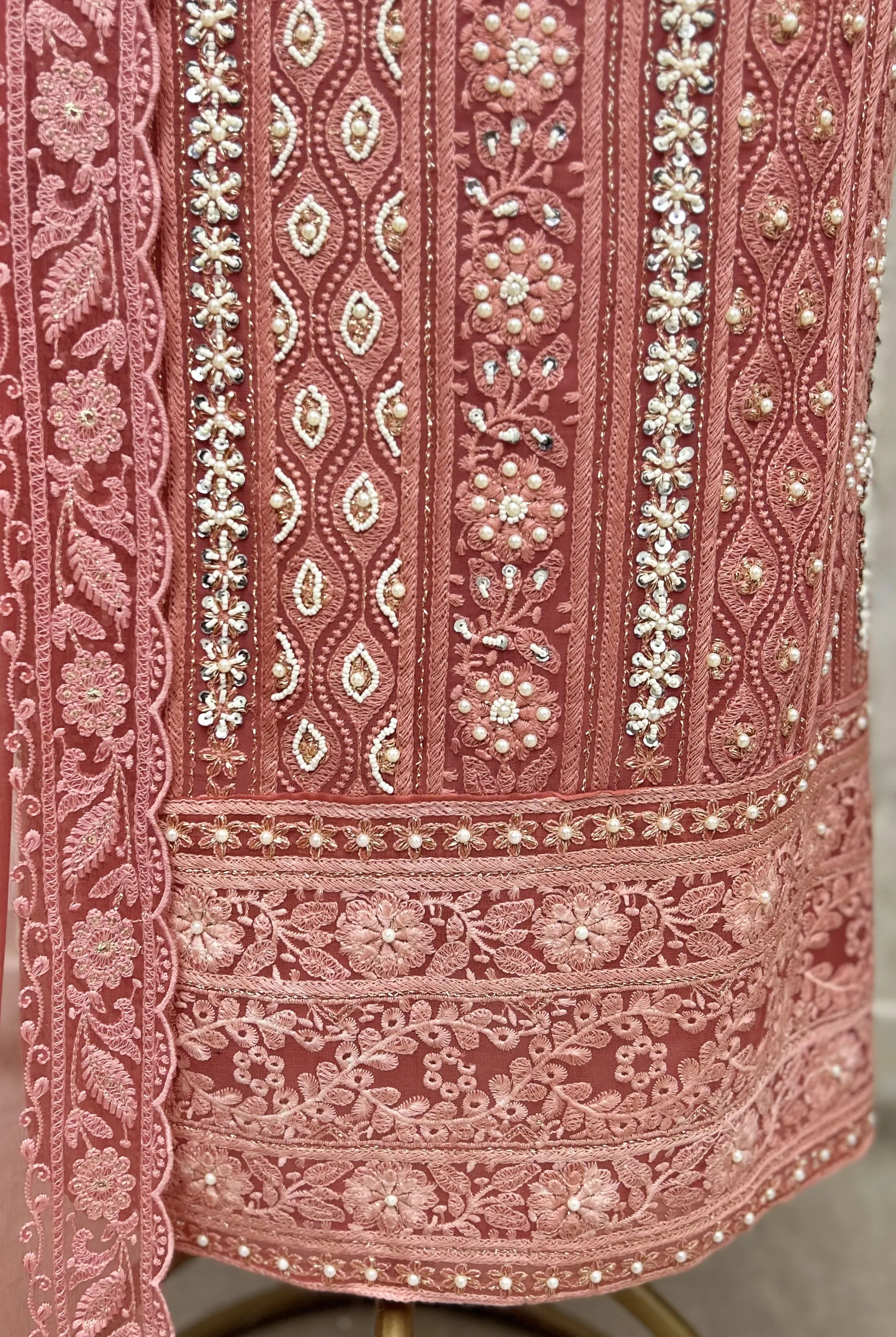 Regal Lucknowi Georgette Unstitched Suit