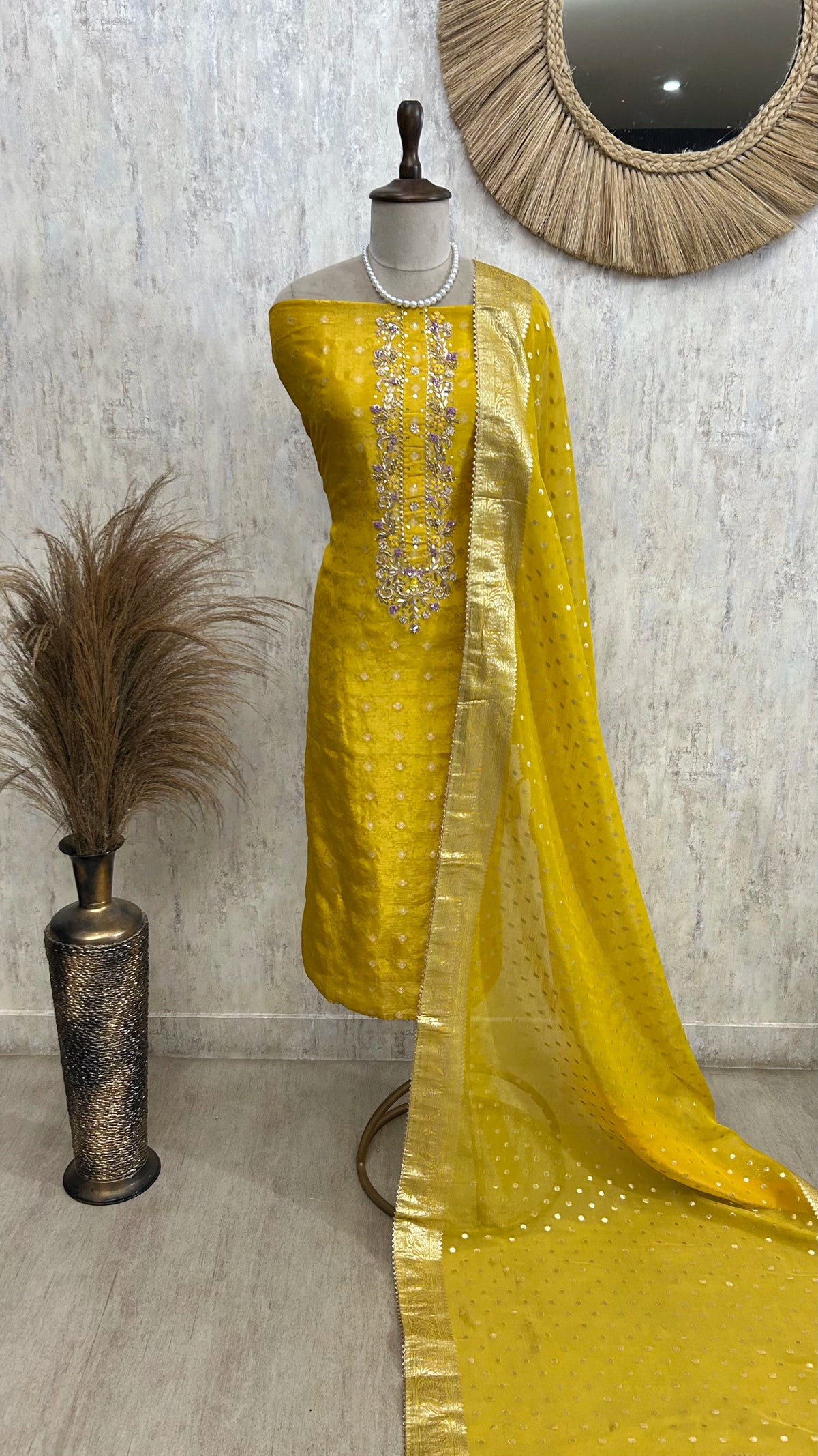 Unstitched Tissue Suit Set Featuring Organza Dupatta