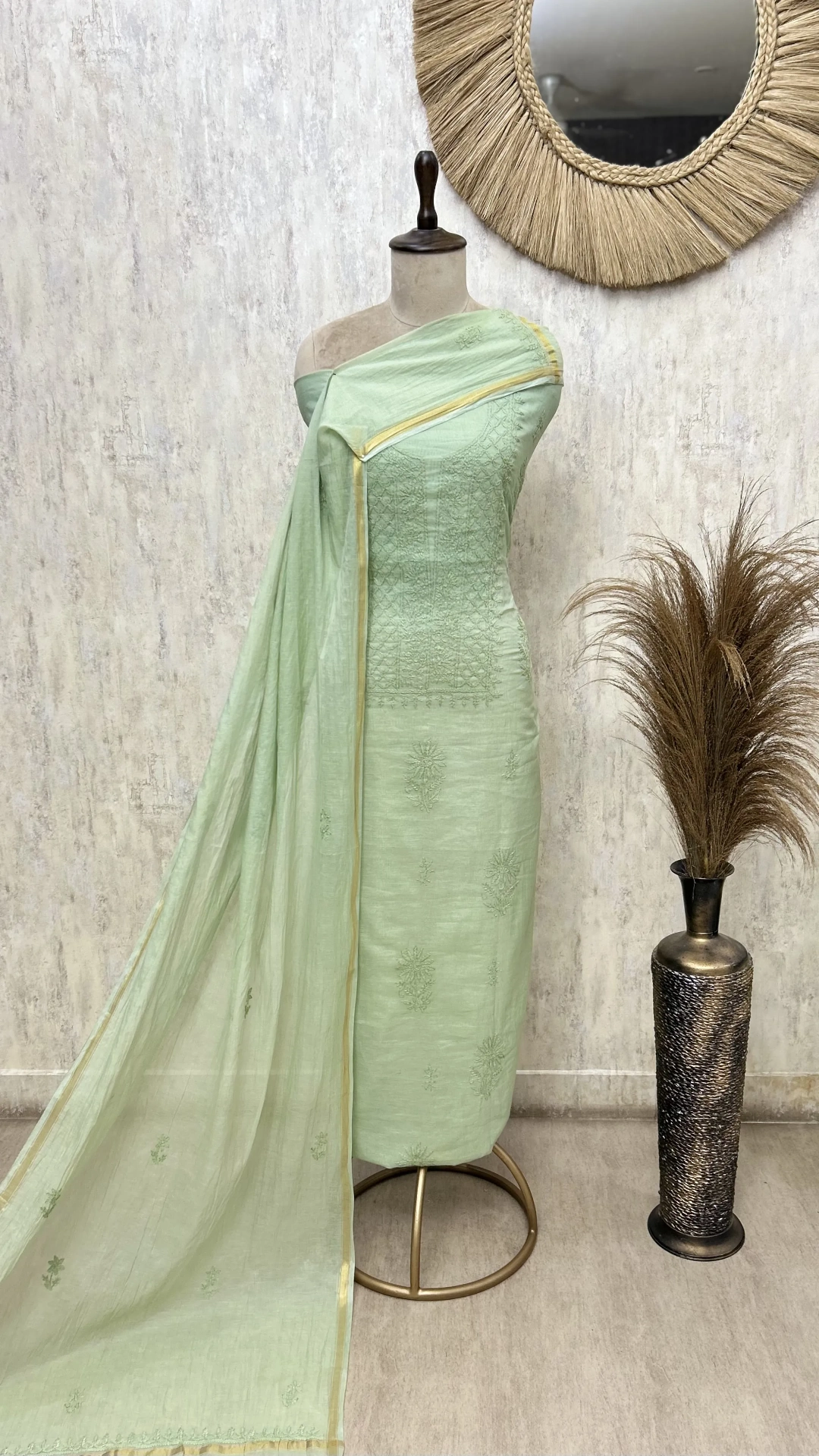 Whisper Weave Elegance Mul Cotton Unstitched Suits