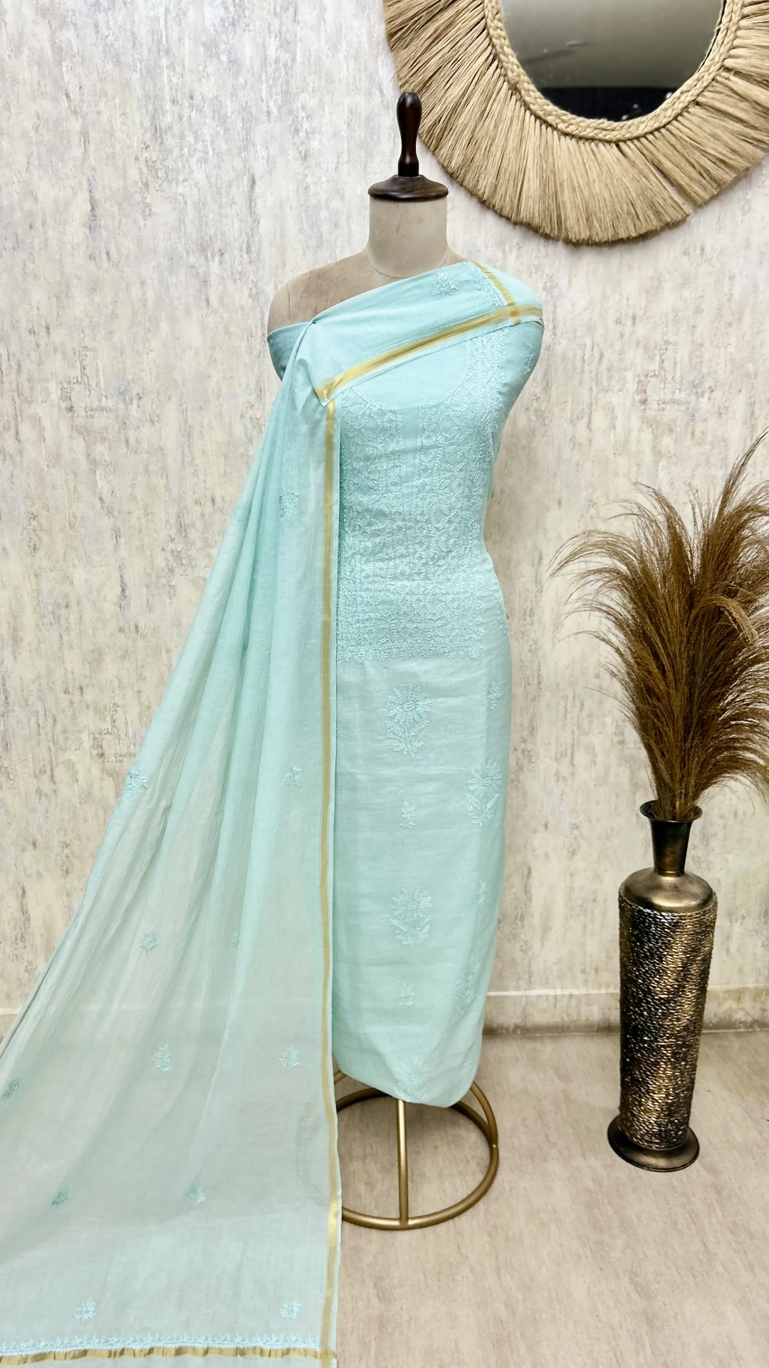 Whisper Weave Elegance Mul Cotton Unstitched Suits