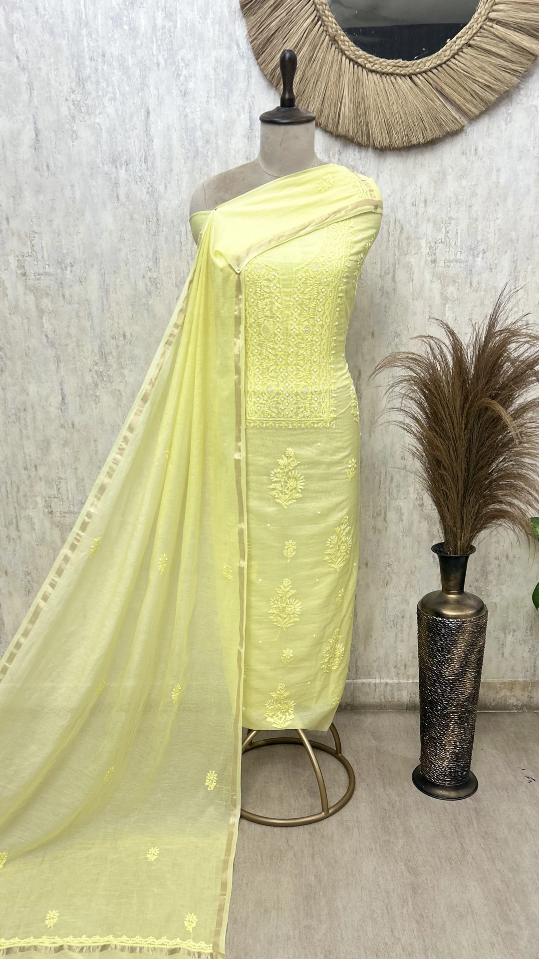 Whisper Weave Elegance Mul Cotton Unstitched Suits