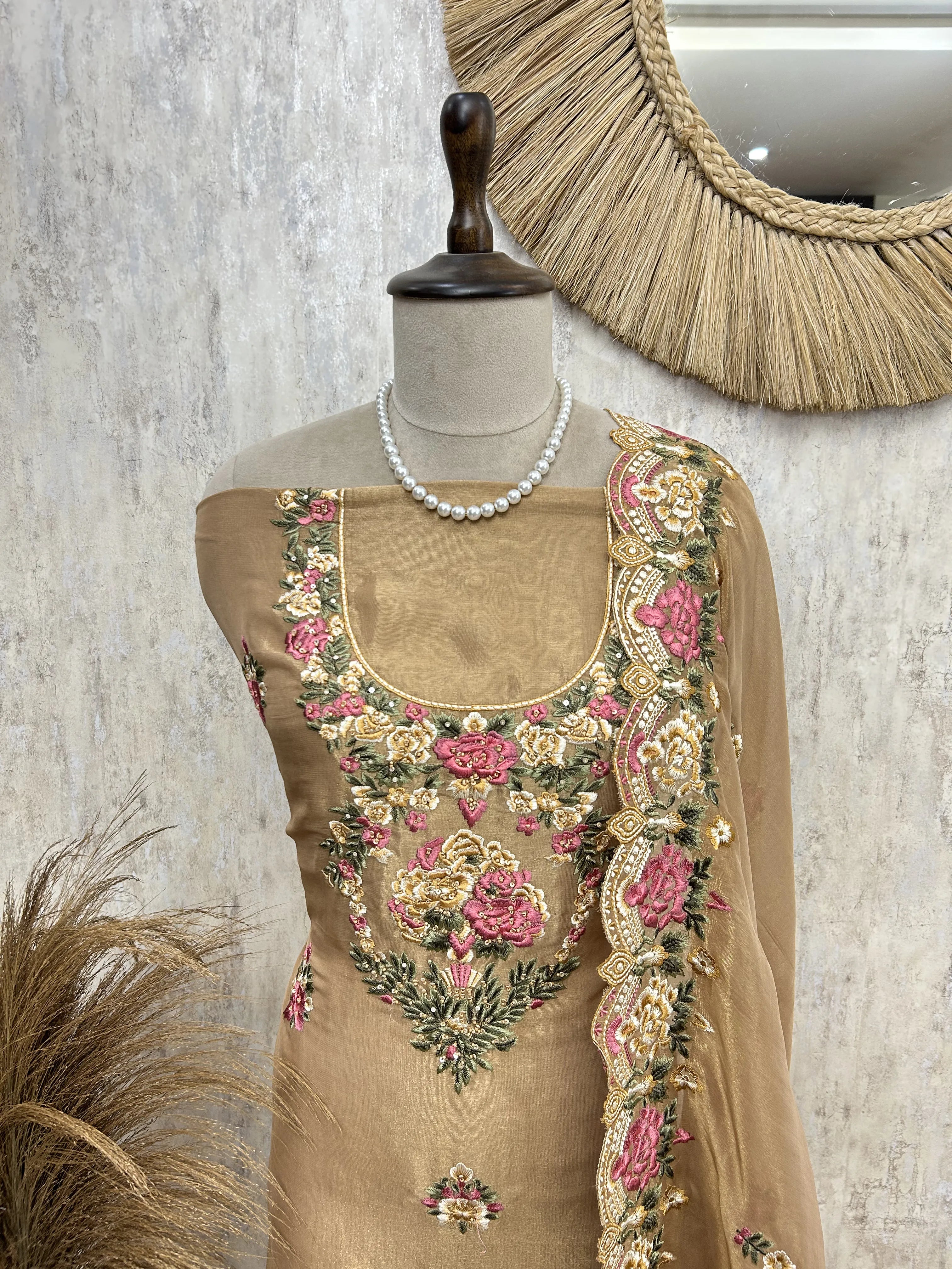 Blush Bloom Elegance Unstiched Suit