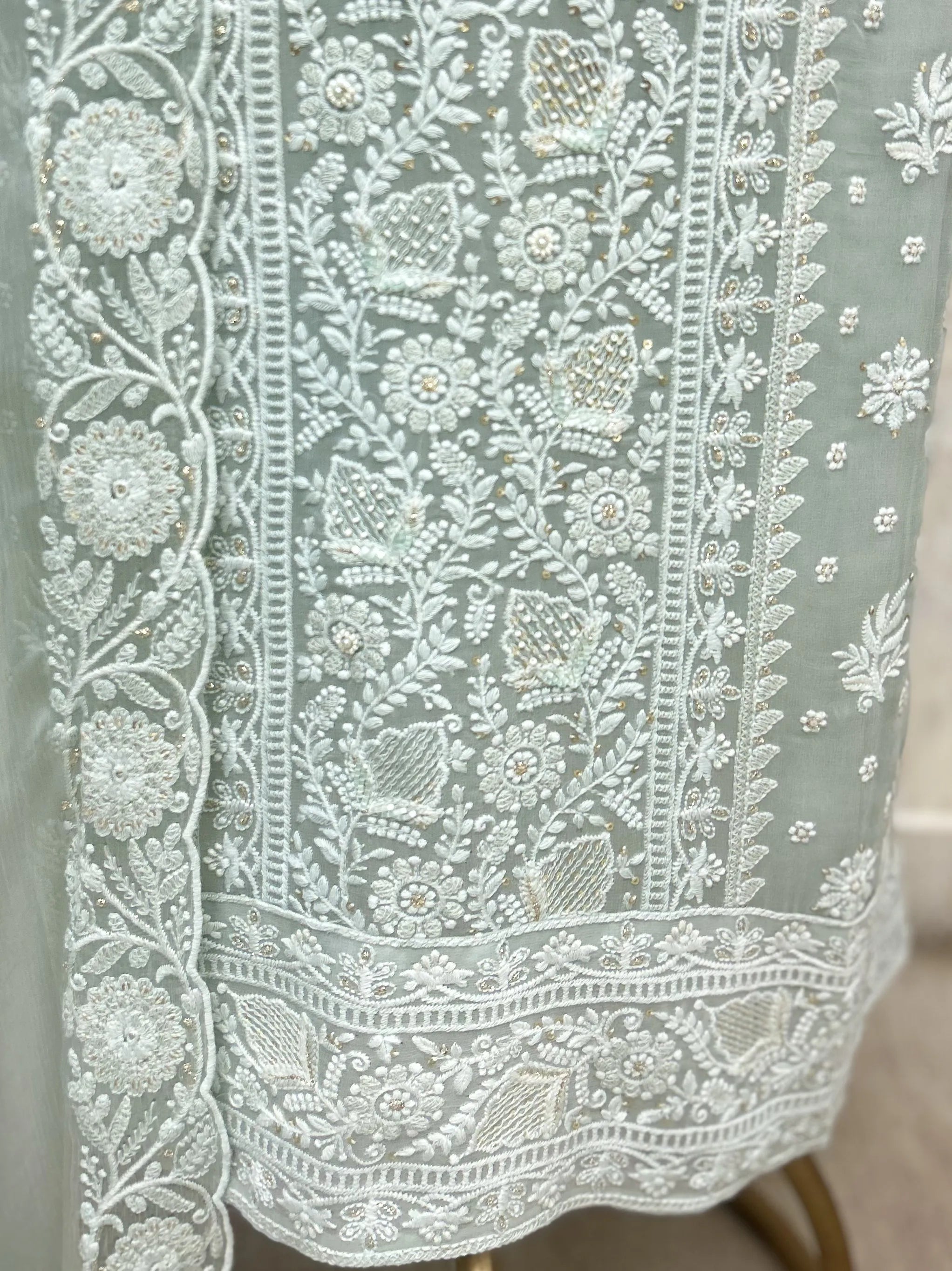 Elegant Grace Georgette Unstitched Suit