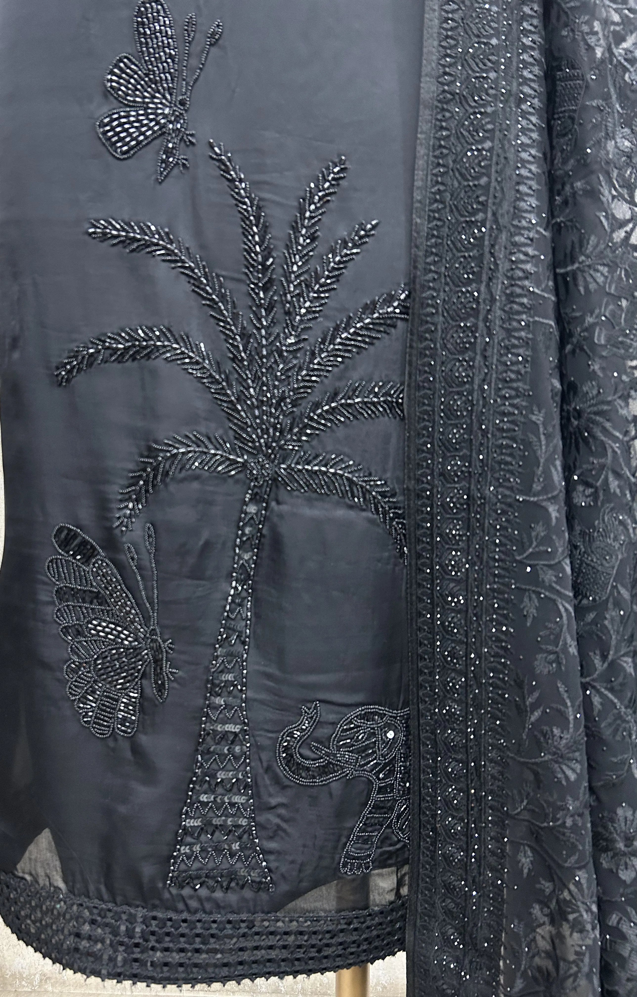 Embroidered Grace Unstiched Suit