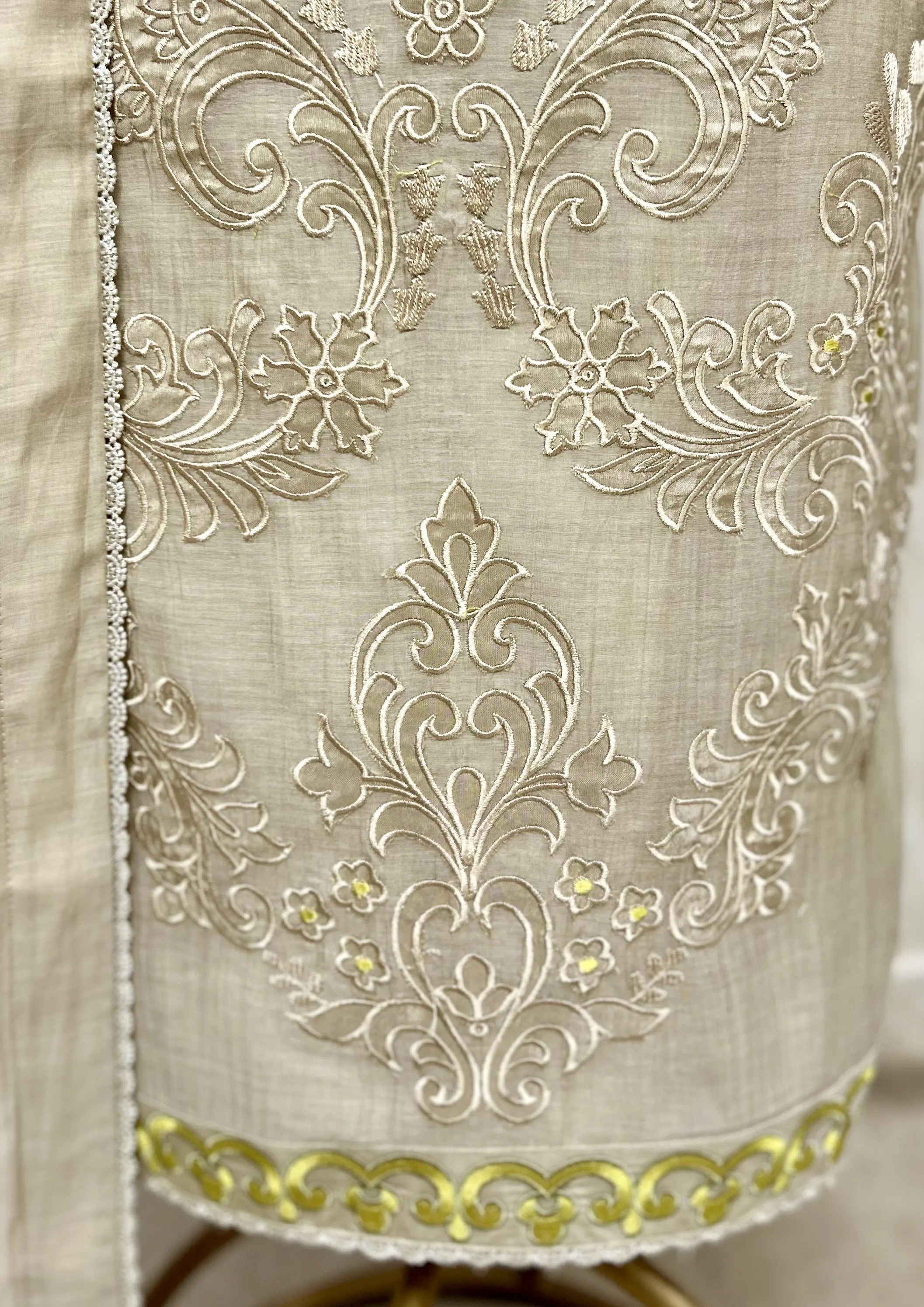 Whisper Weave Mul Cotton Unstitched Suit