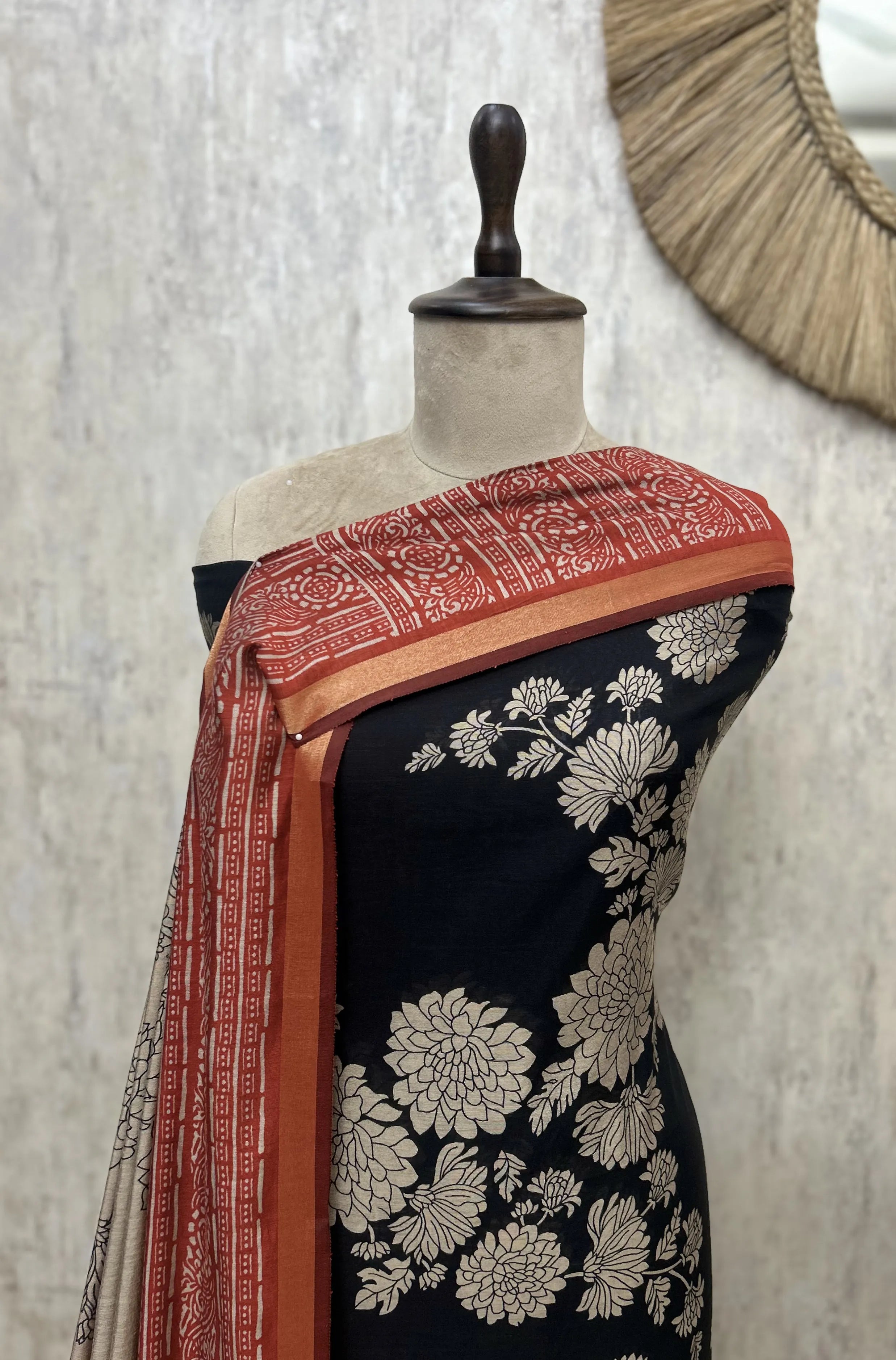 Tradition in Bloom Maheshwari Cotton Unstitched Suit
