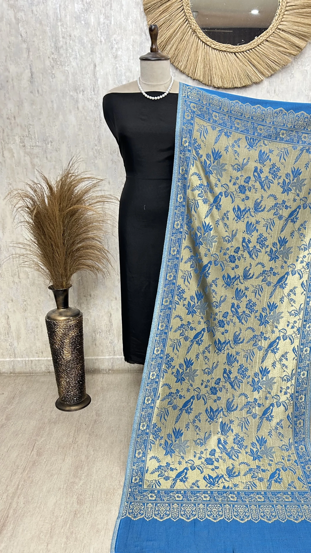 Reversible Moonlight Unisex Stoles With Curated Box Packaging