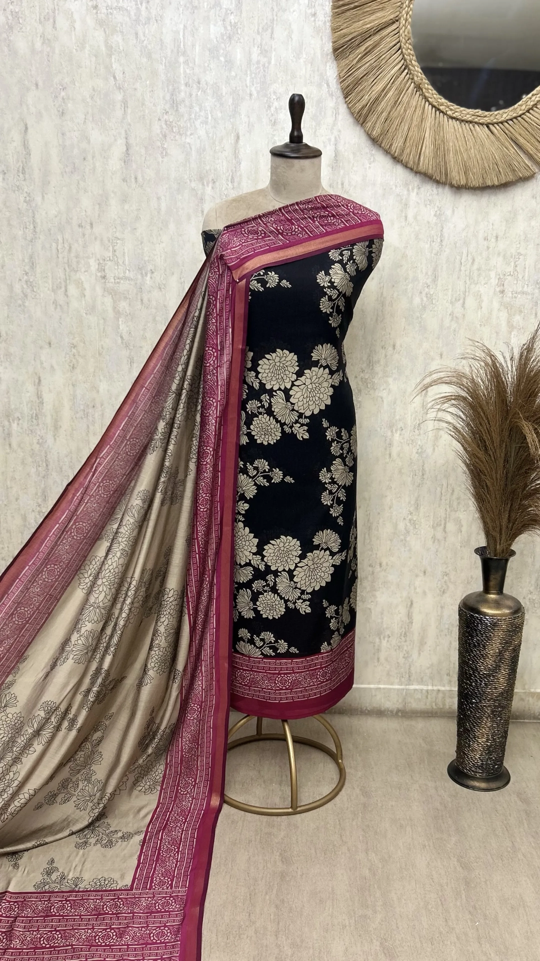 Tradition in Bloom Maheshwari Cotton Unstitched Suit