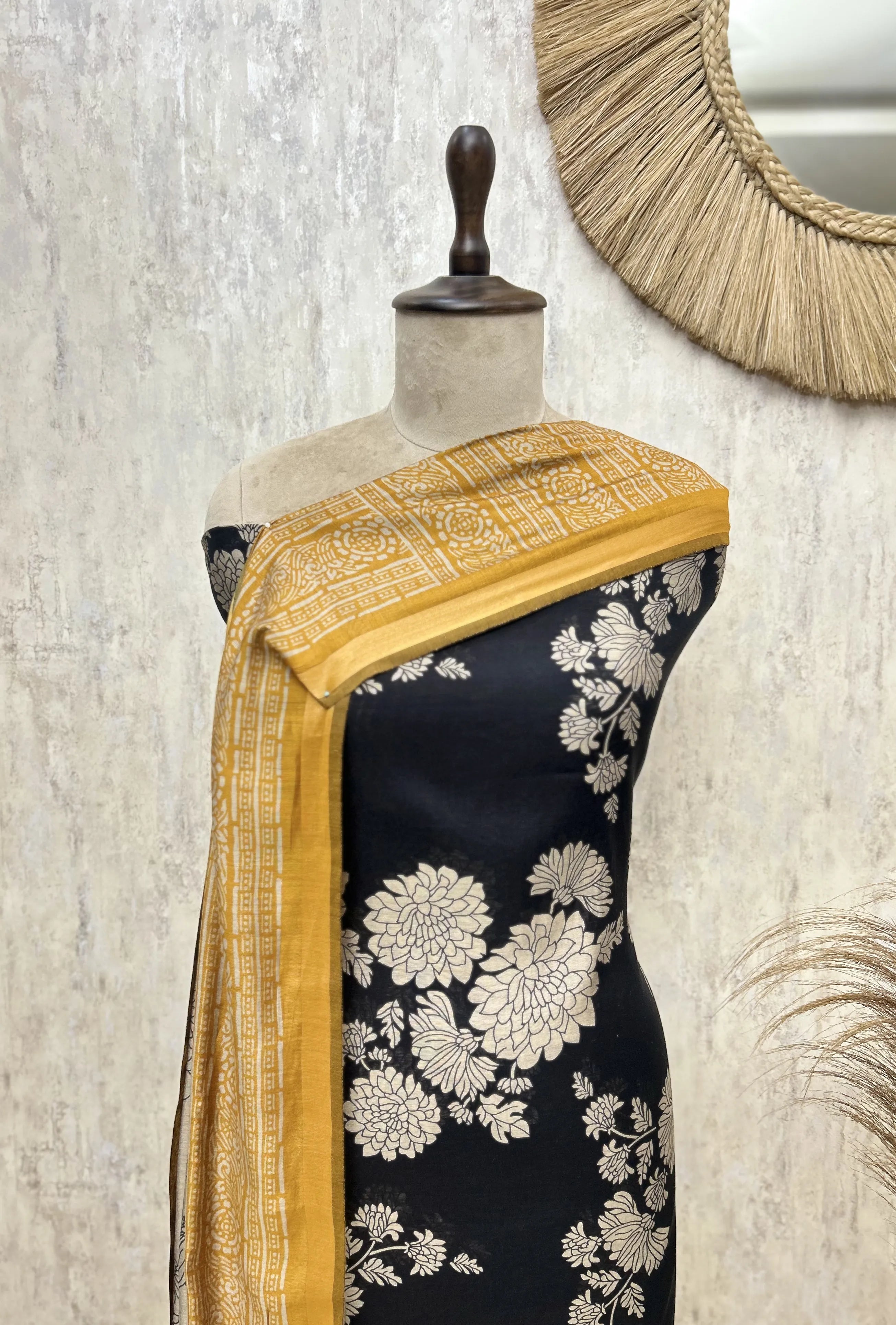 Tradition in Bloom Maheshwari Cotton Unstitched Suit