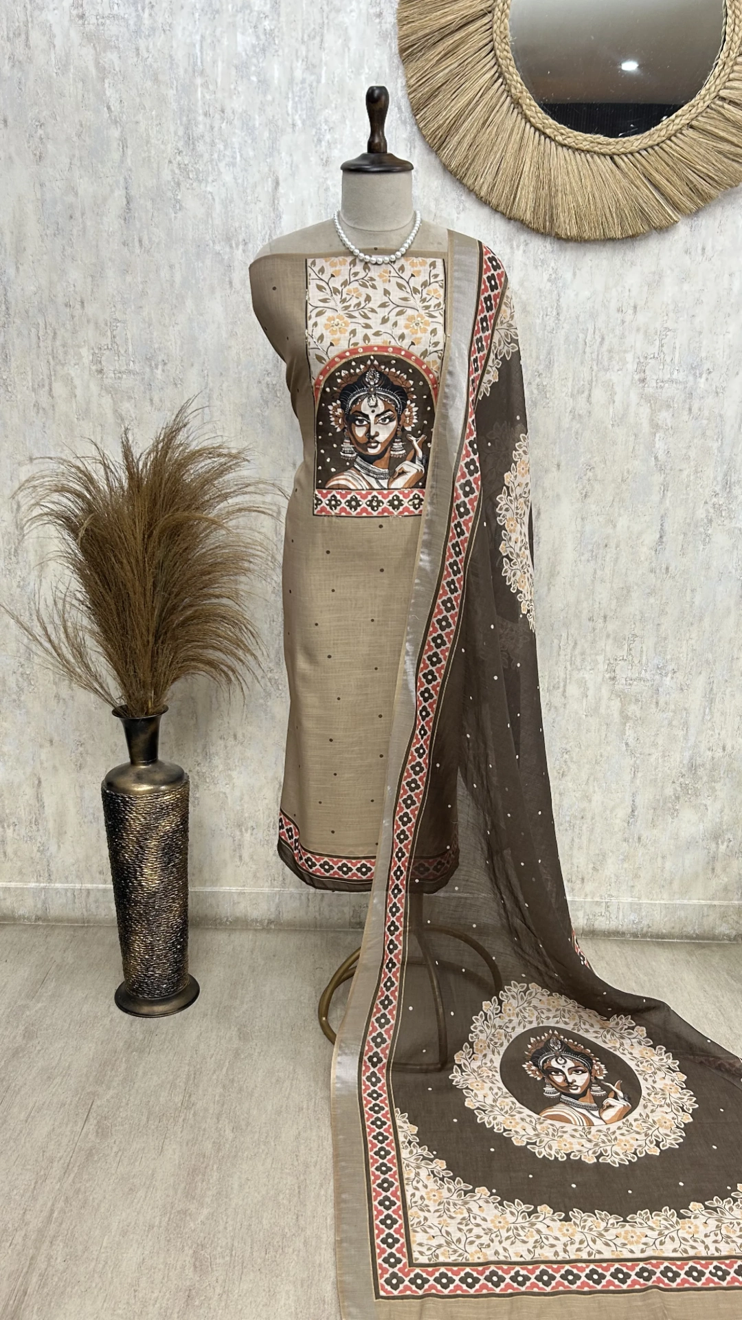 Royal Muse Ensemble Unstiched Suit