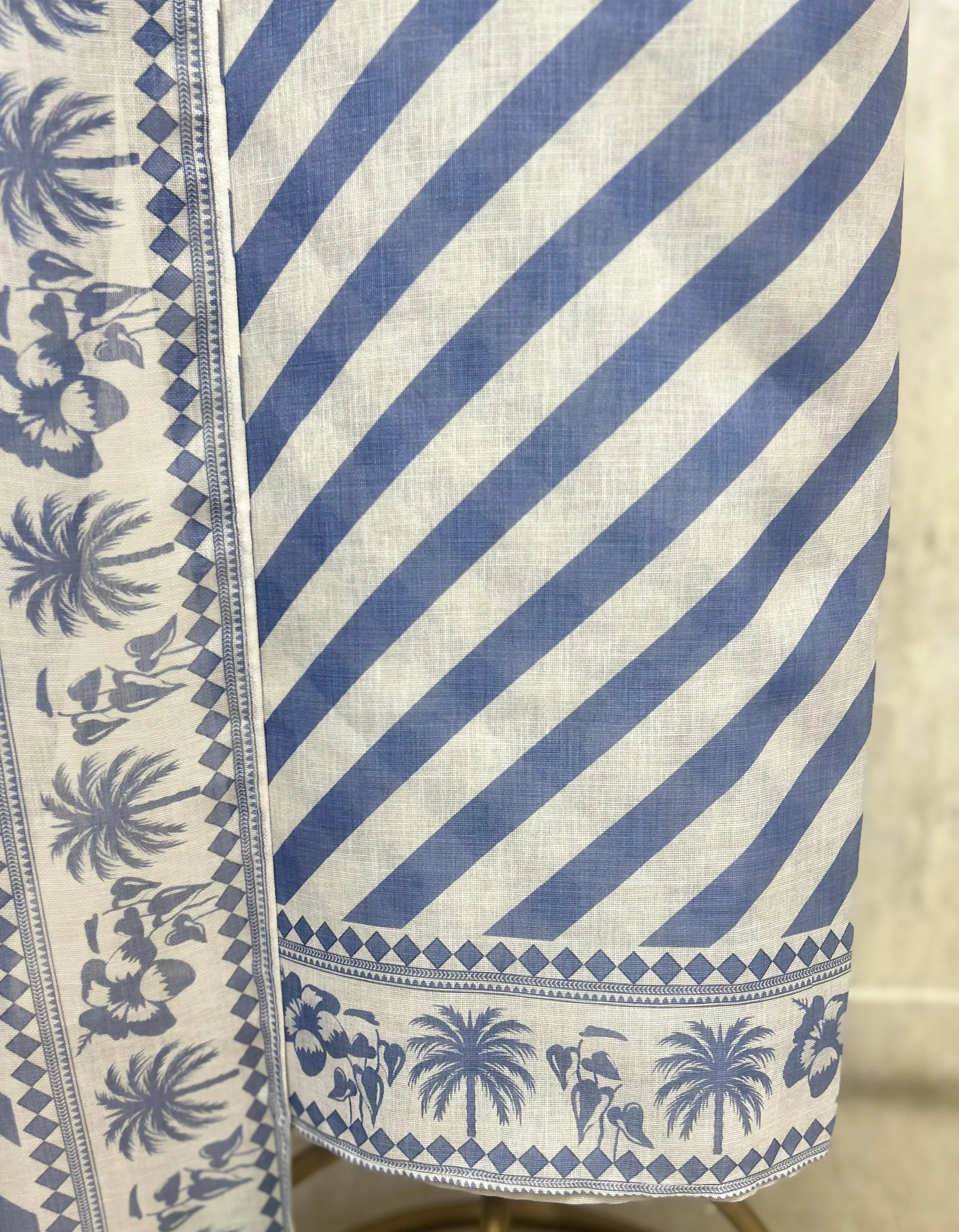 Coastal Breeze Linen Unstitched Suit