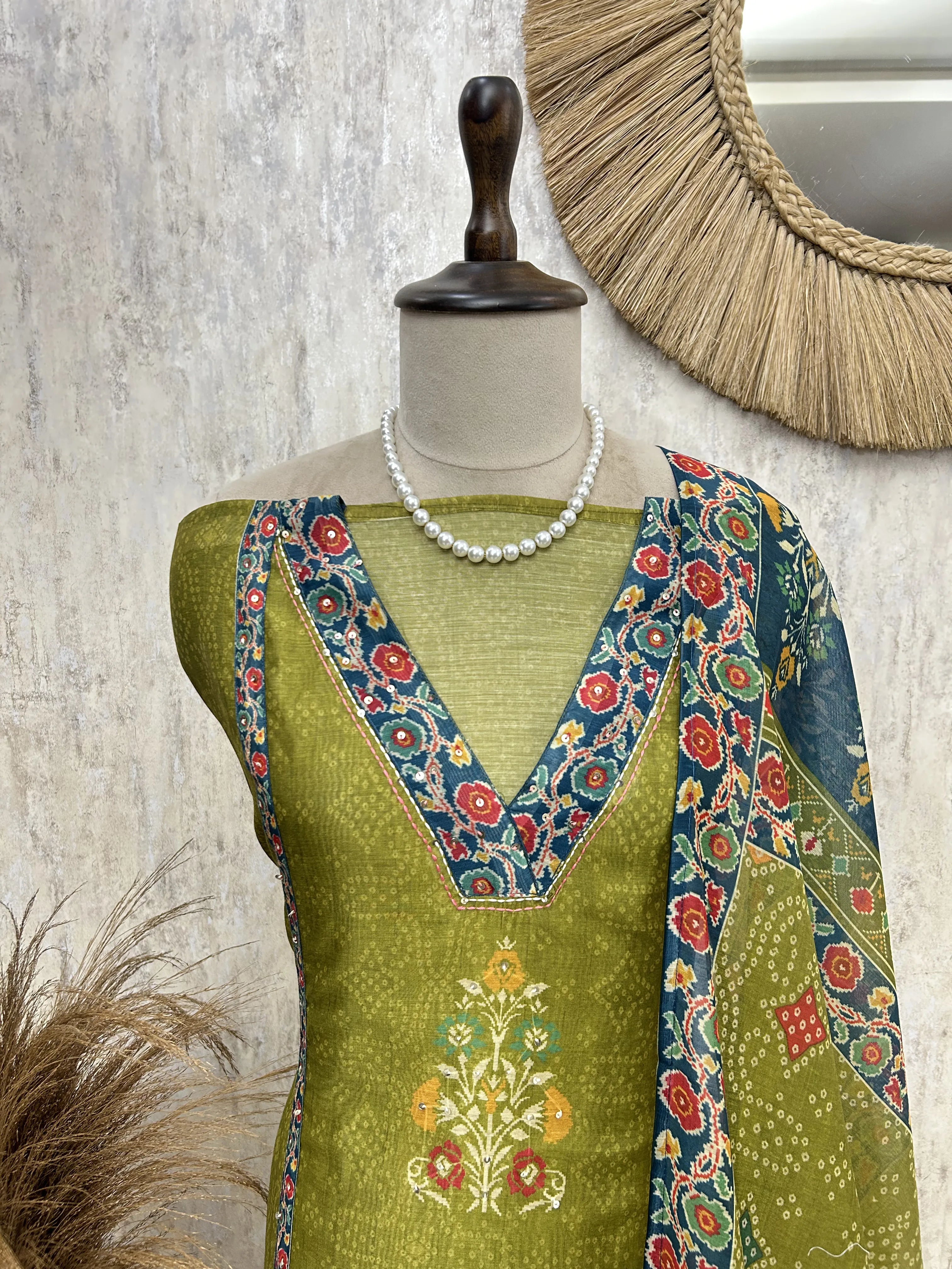 Traditional Patola Grace Unstitched Suit