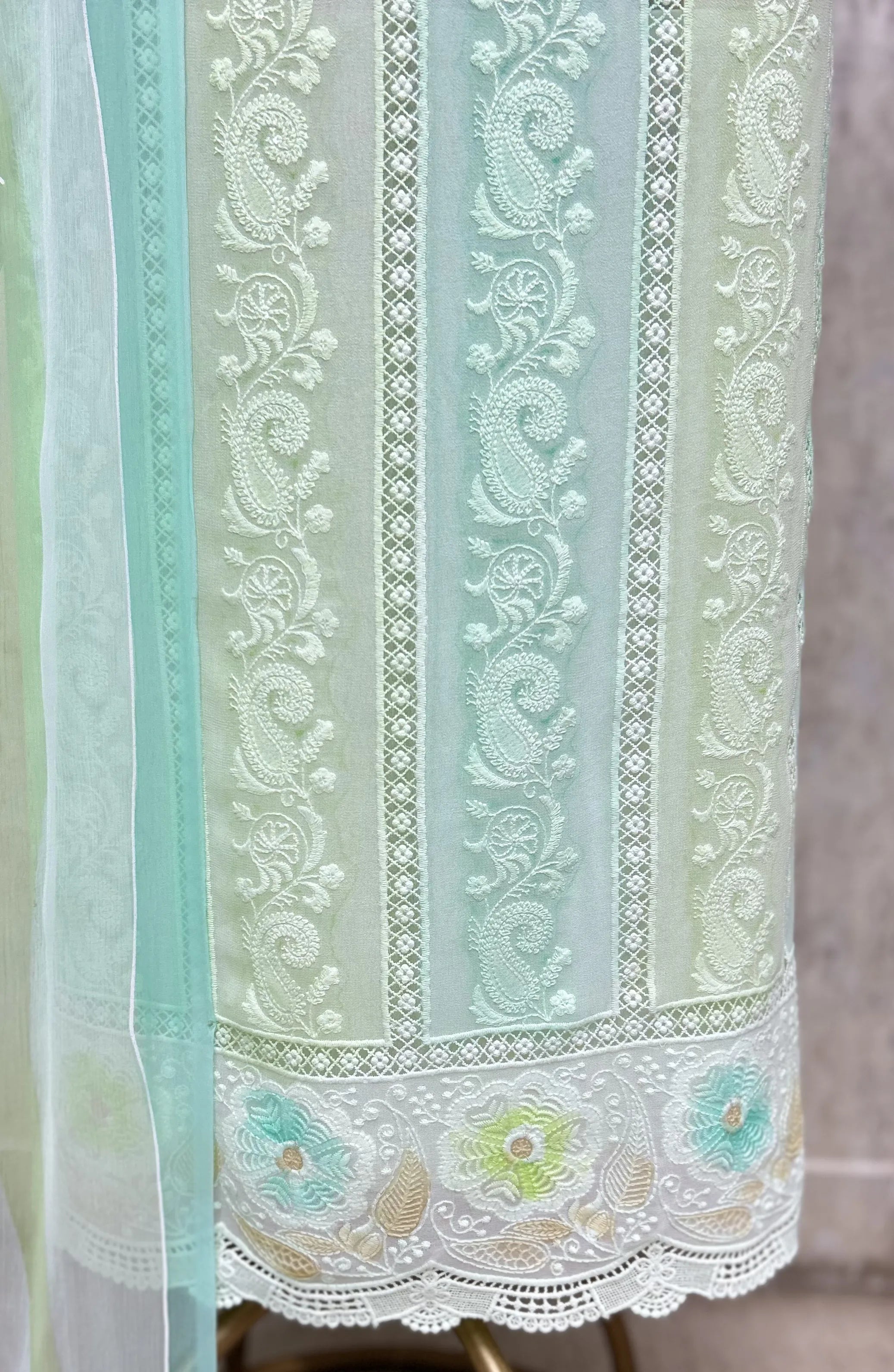 Whispering Bloom Georgette Unstitched Suit