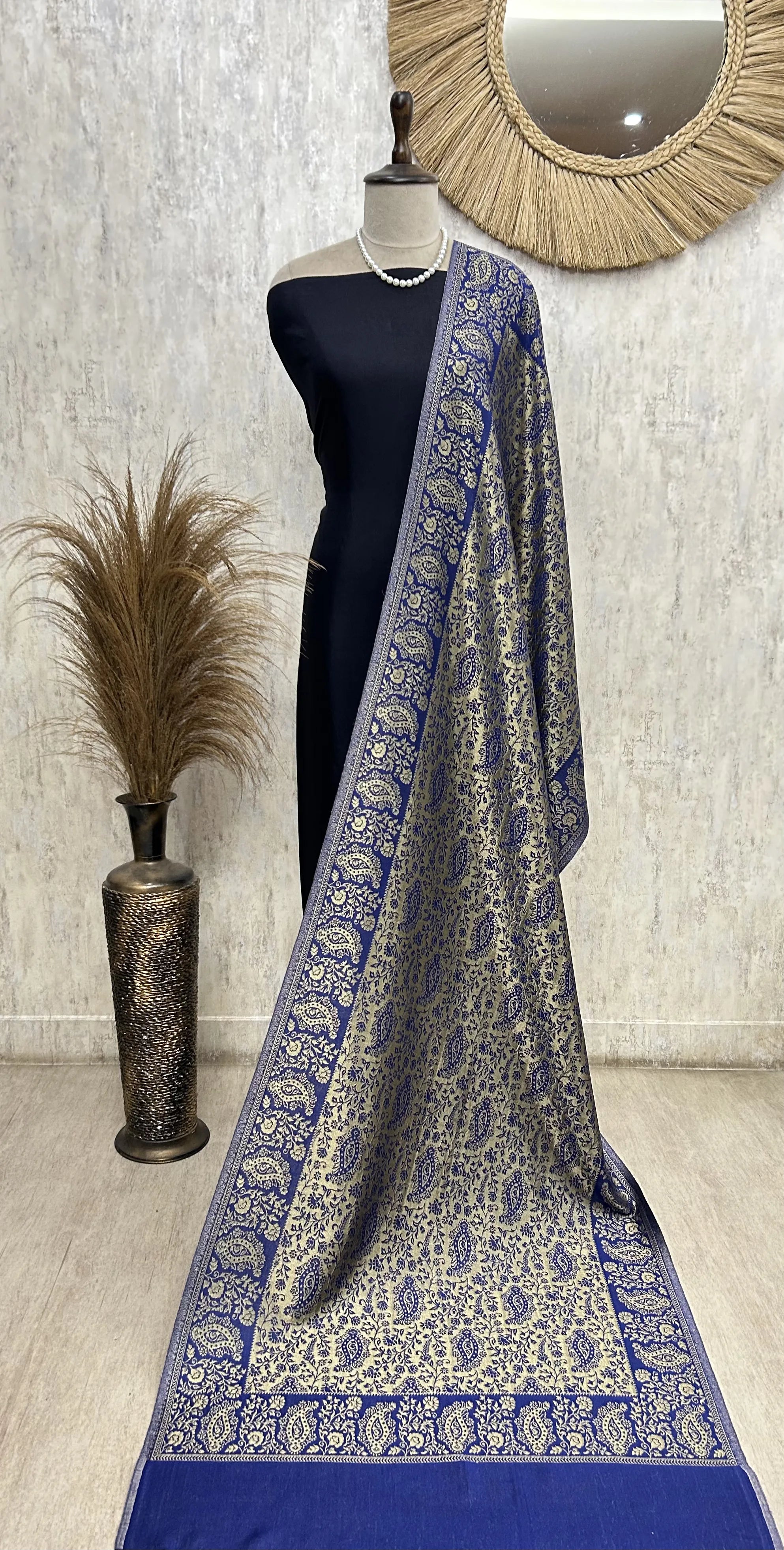 Reversible Moonlight Unisex Stoles With Curated Box Packaging