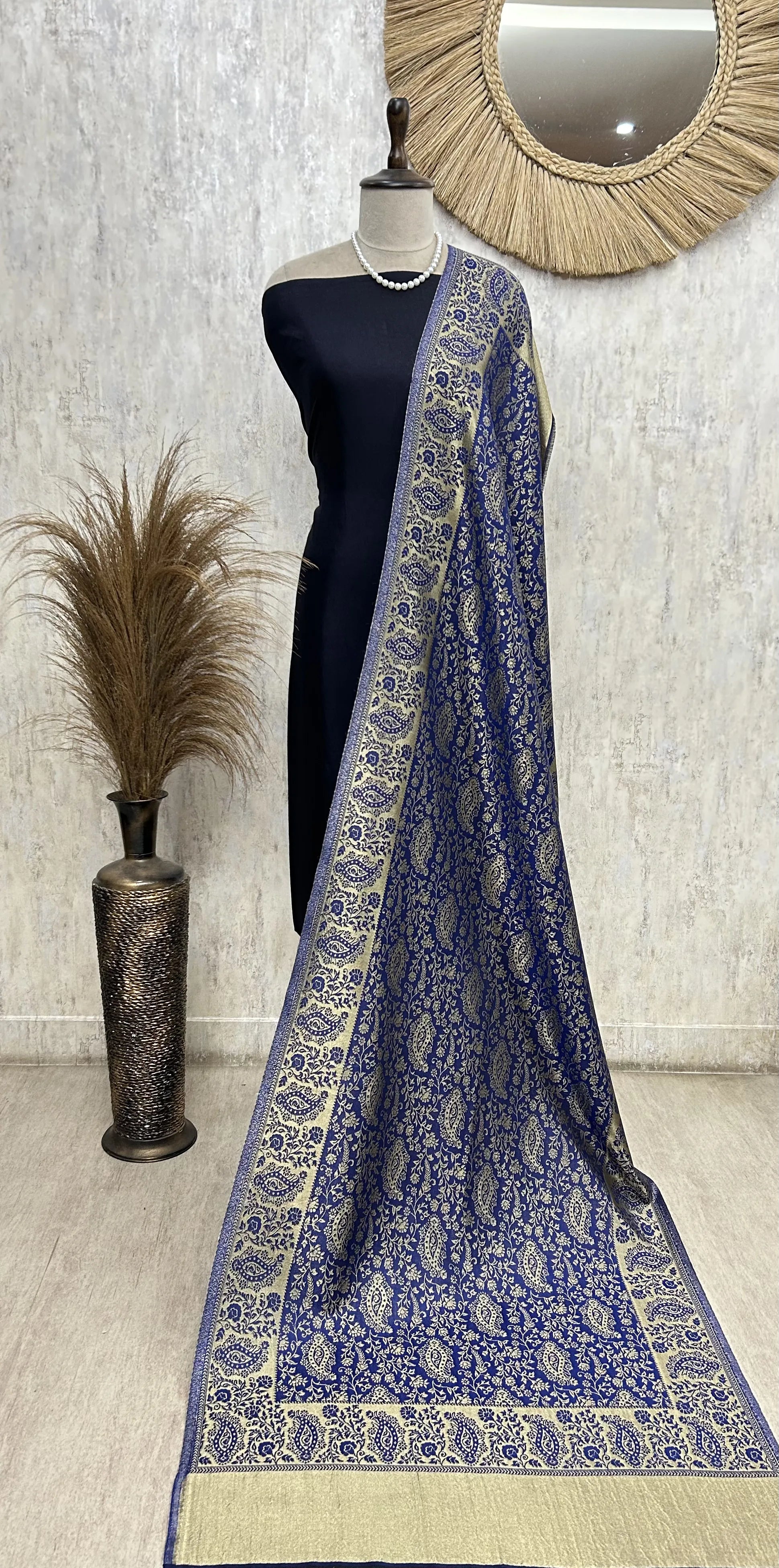Reversible Moonlight Unisex Stoles With Curated Box Packaging