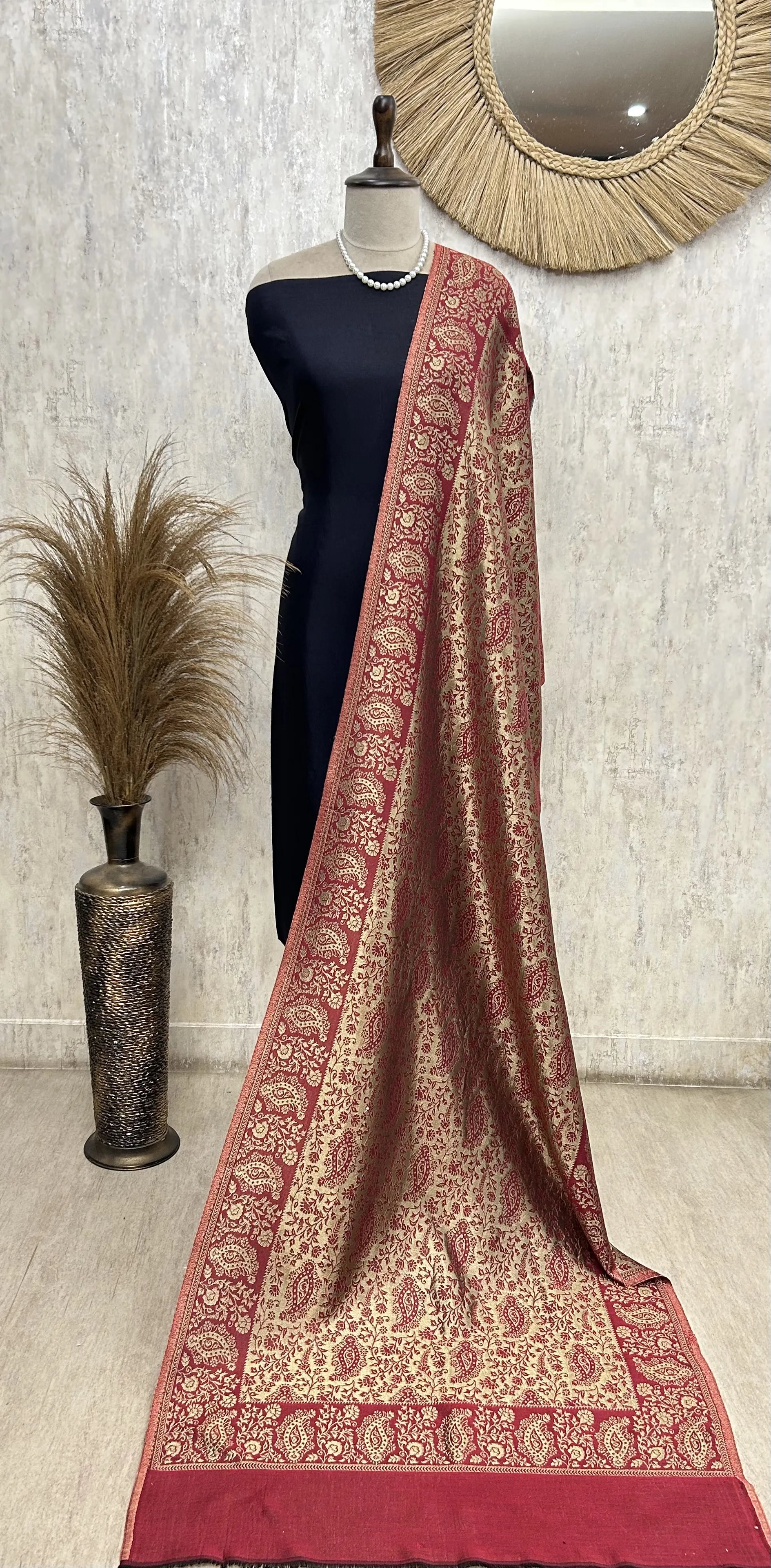 Reversible Moonlight Unisex Stoles With Curated Box Packaging