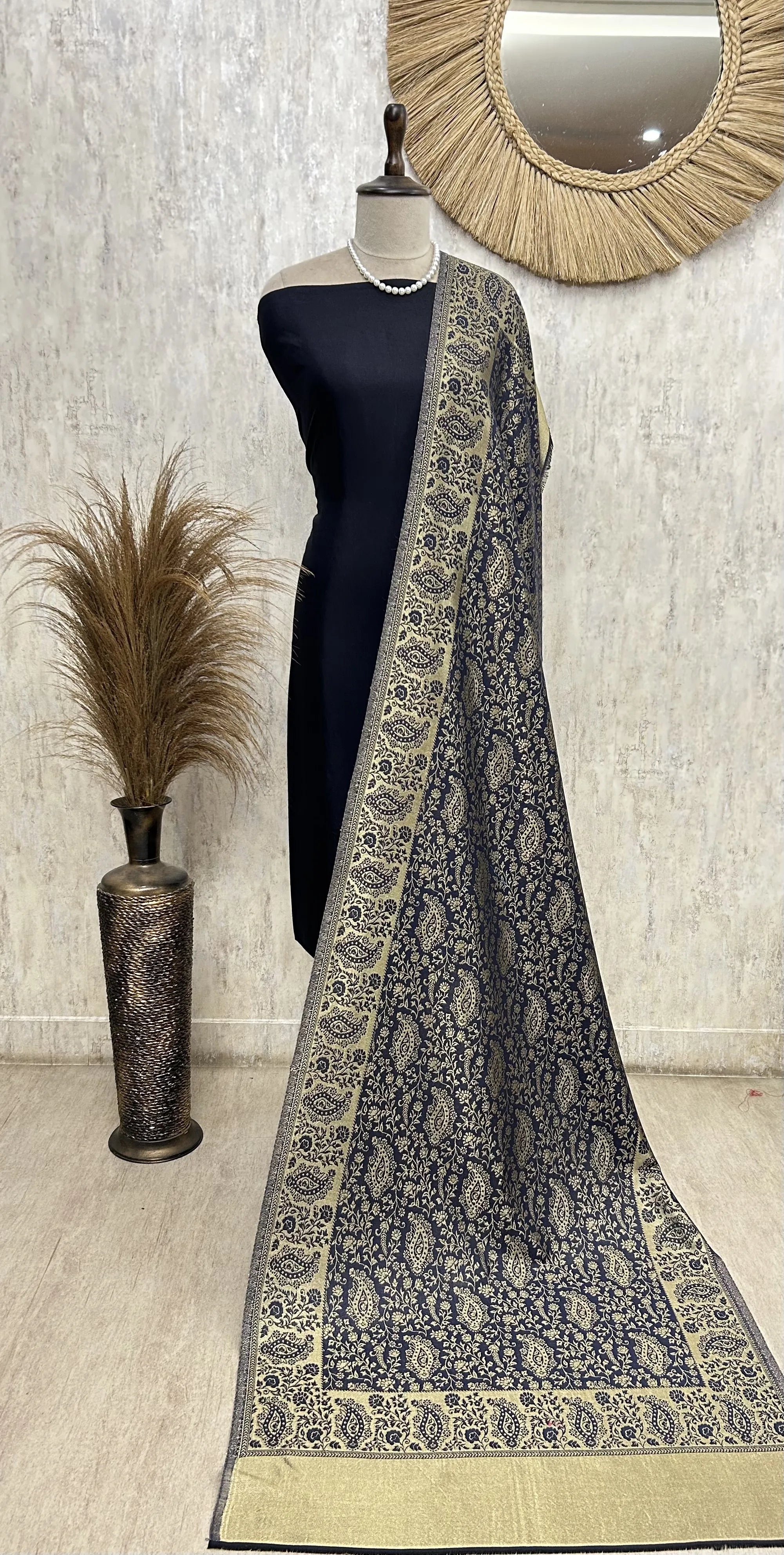 Reversible Moonlight Unisex Stoles With Curated Box Packaging
