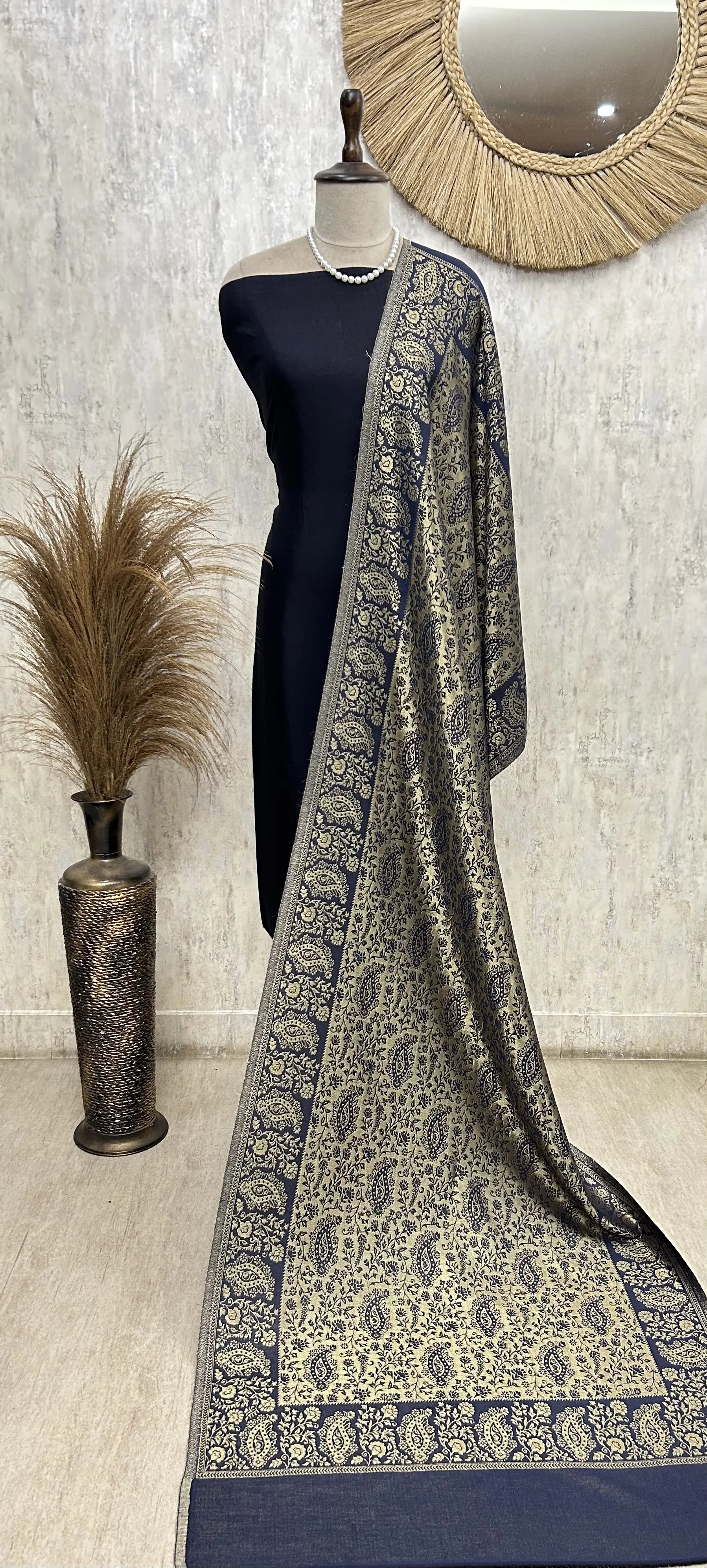 Reversible Moonlight Unisex Stoles With Curated Box Packaging