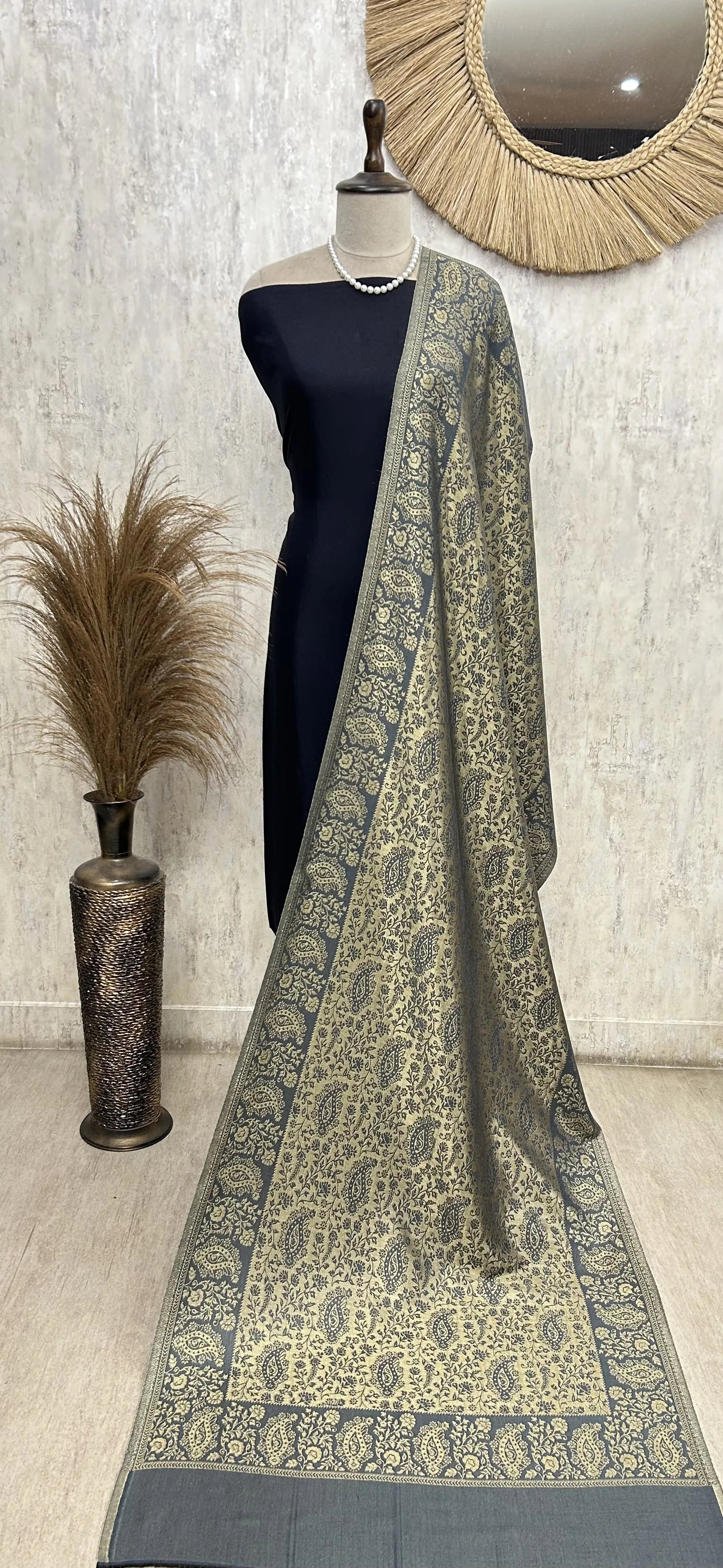 Reversible Moonlight Unisex Stoles With Curated Box Packaging