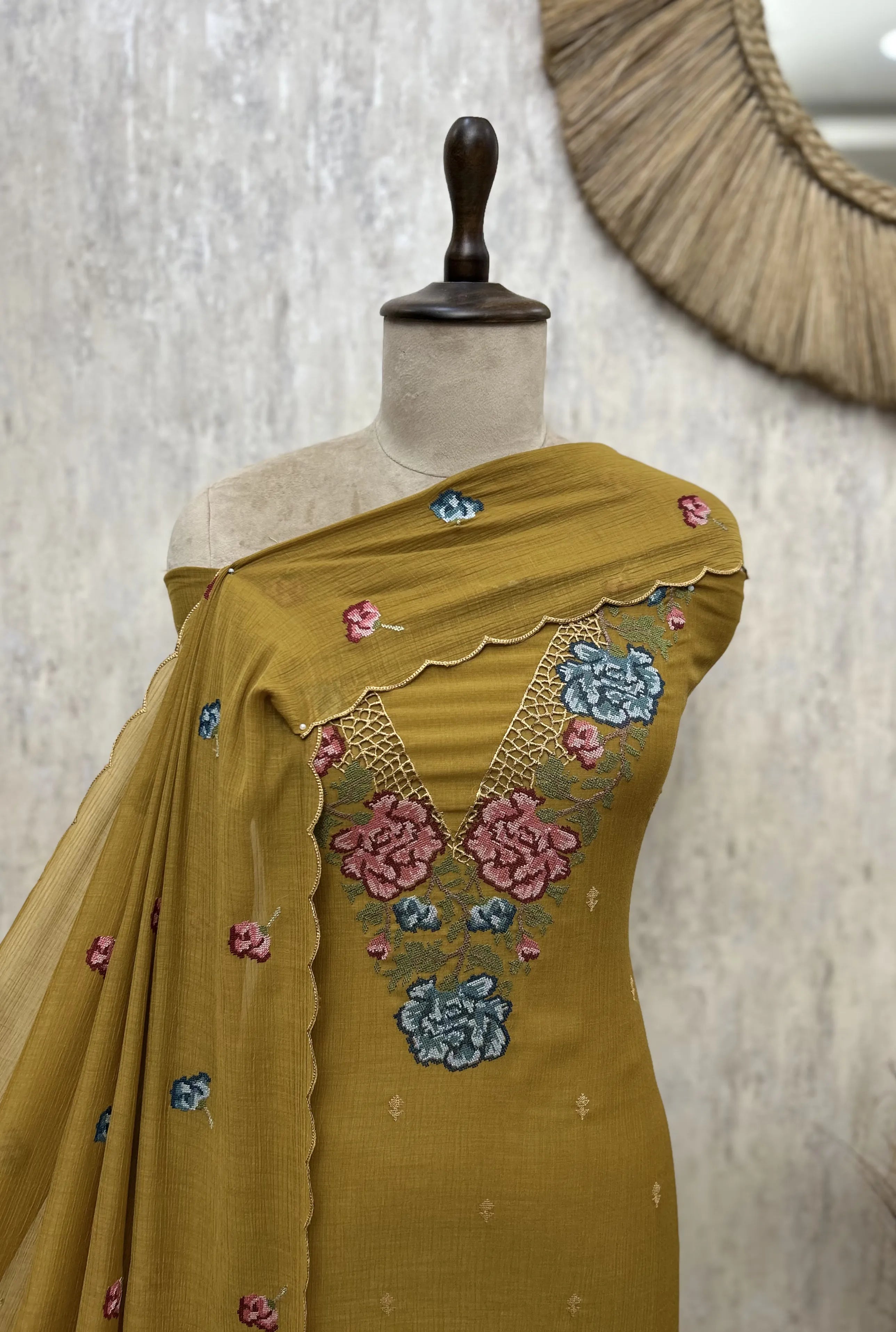 Veloura Bloom Chinnon Unstitched Suits