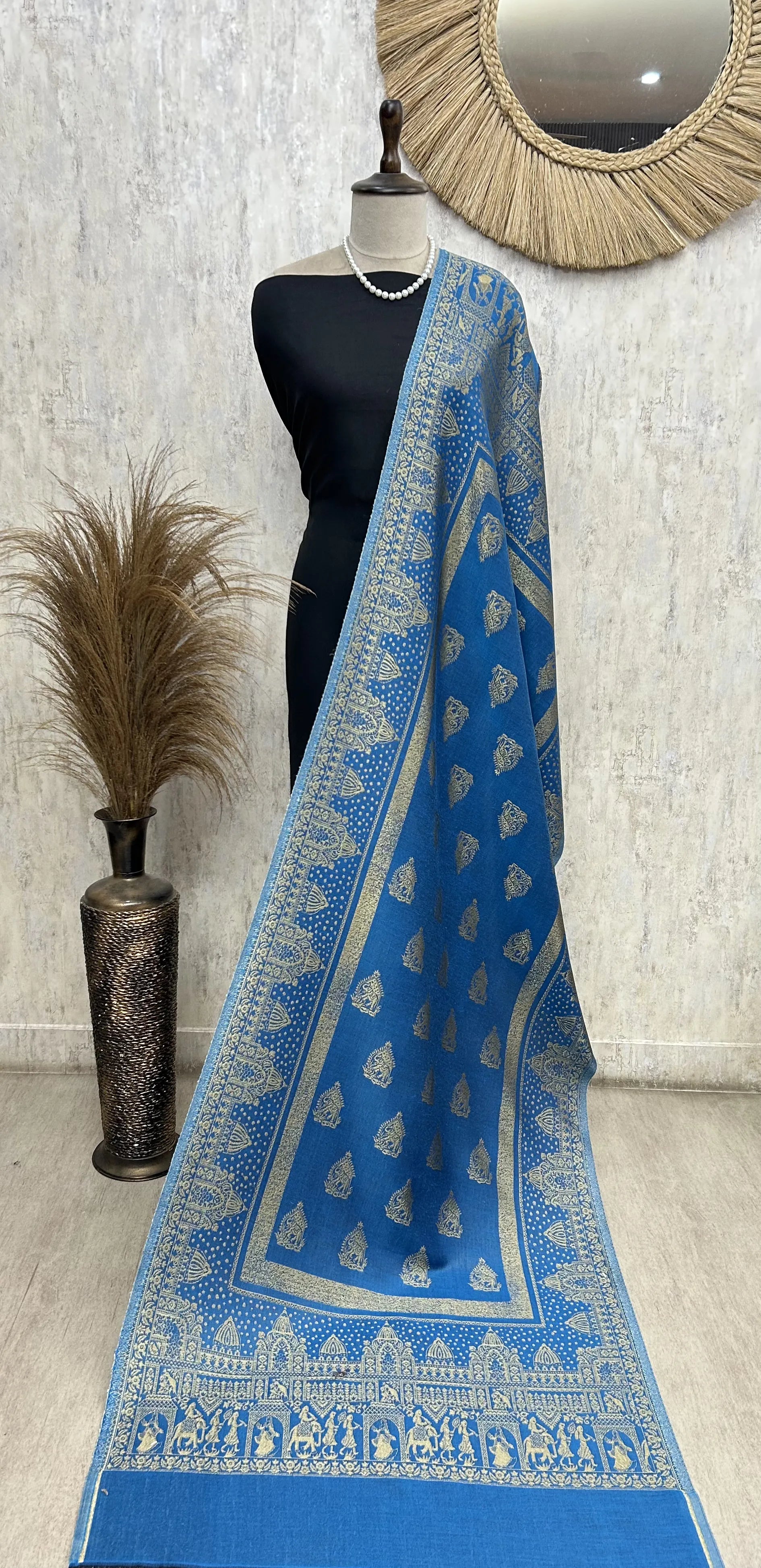 Reversible Moonlight Unisex Stoles With Curated Box Packaging