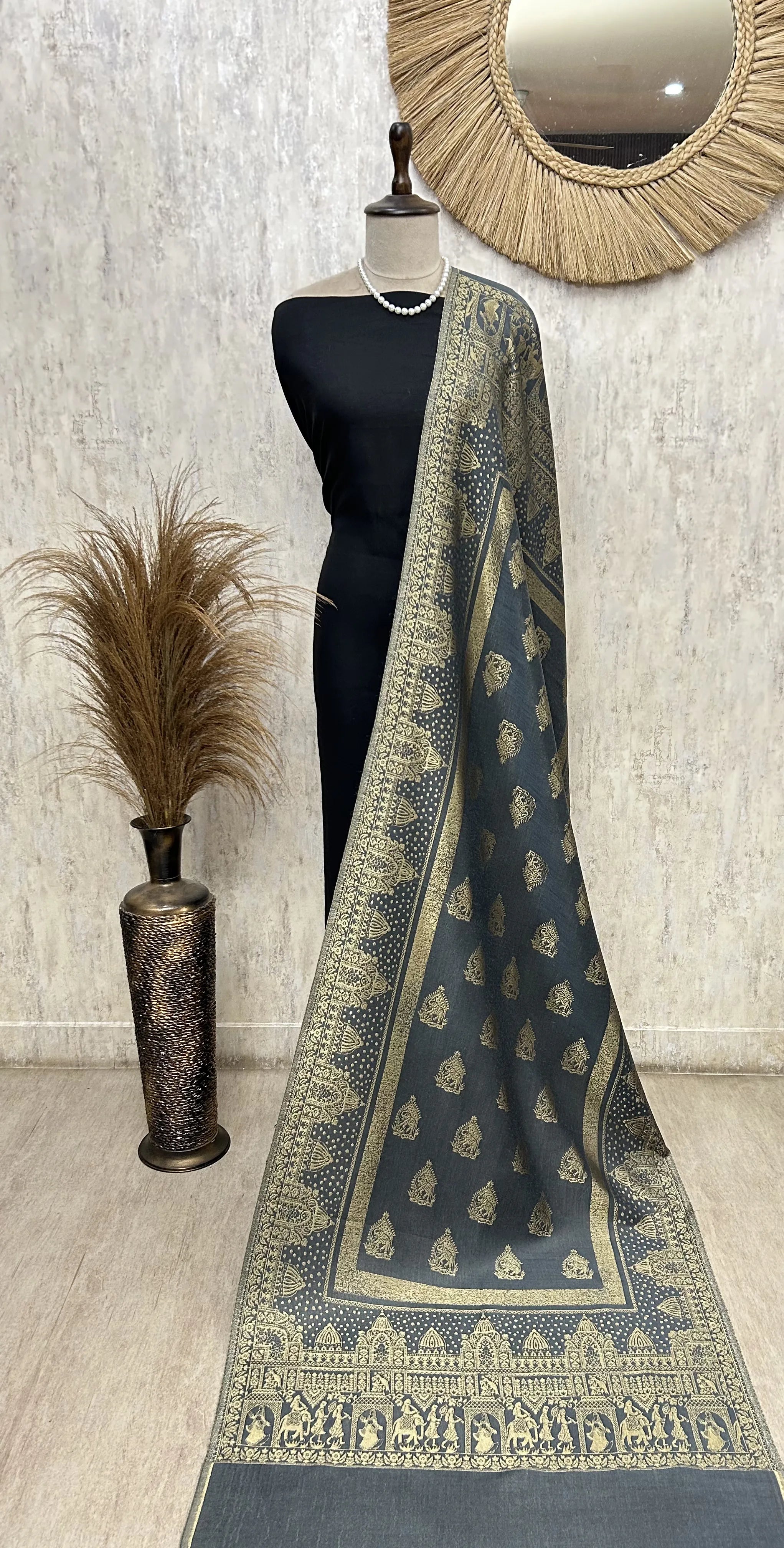 Reversible Moonlight Unisex Stoles With Curated Box Packaging