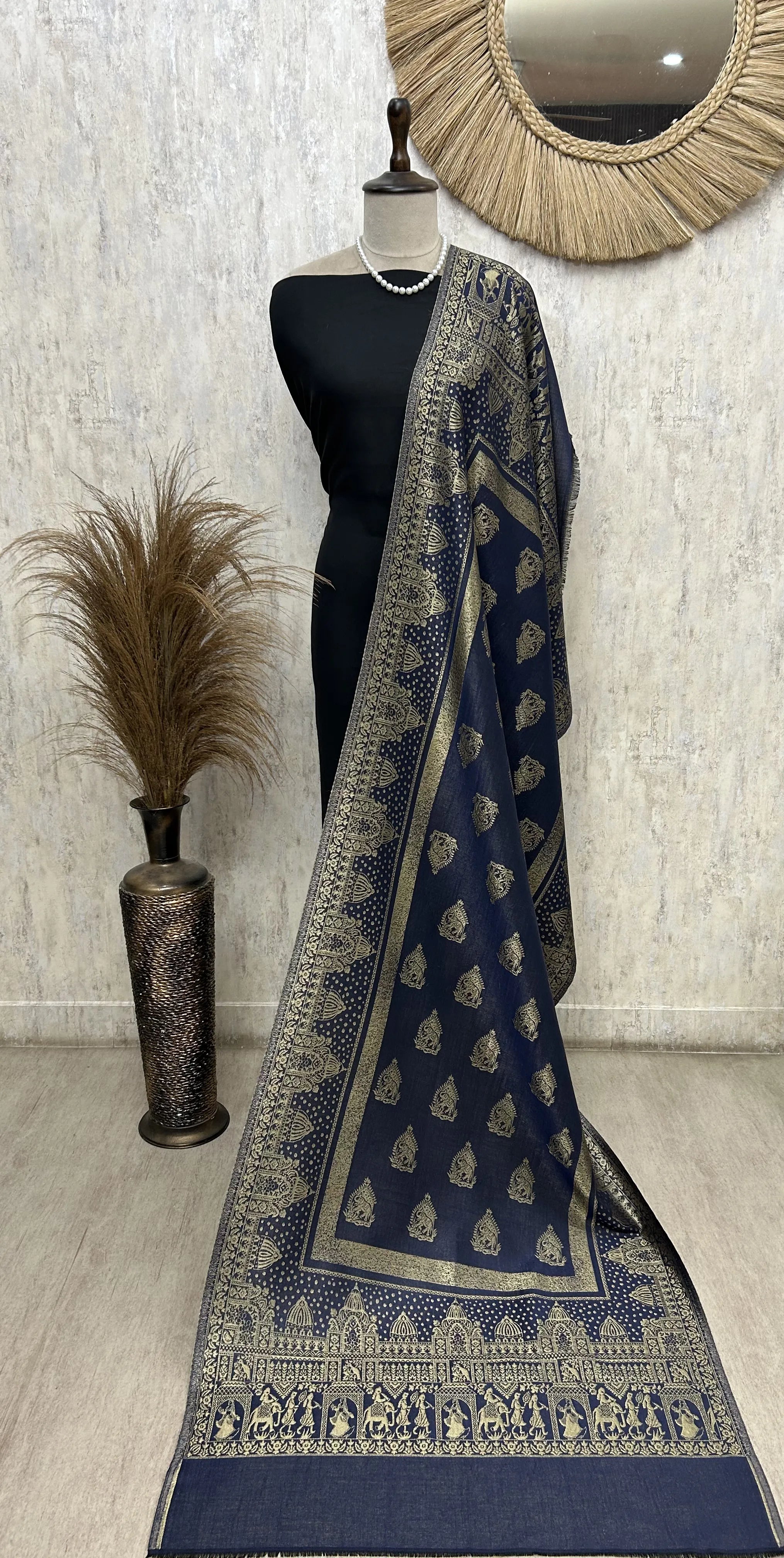 Reversible Moonlight Unisex Stoles With Curated Box Packaging