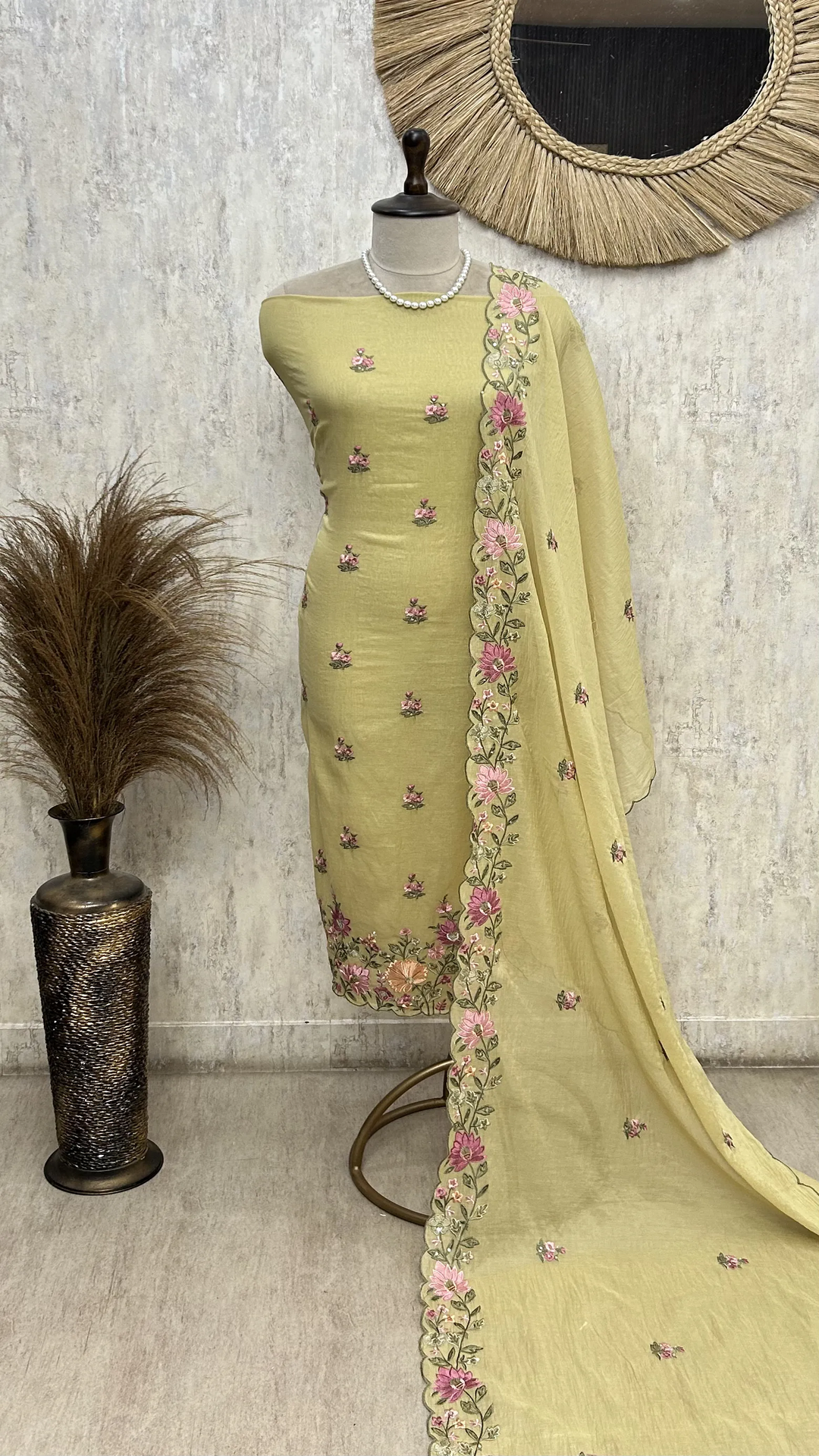 Regal beauty Unstitched Suit