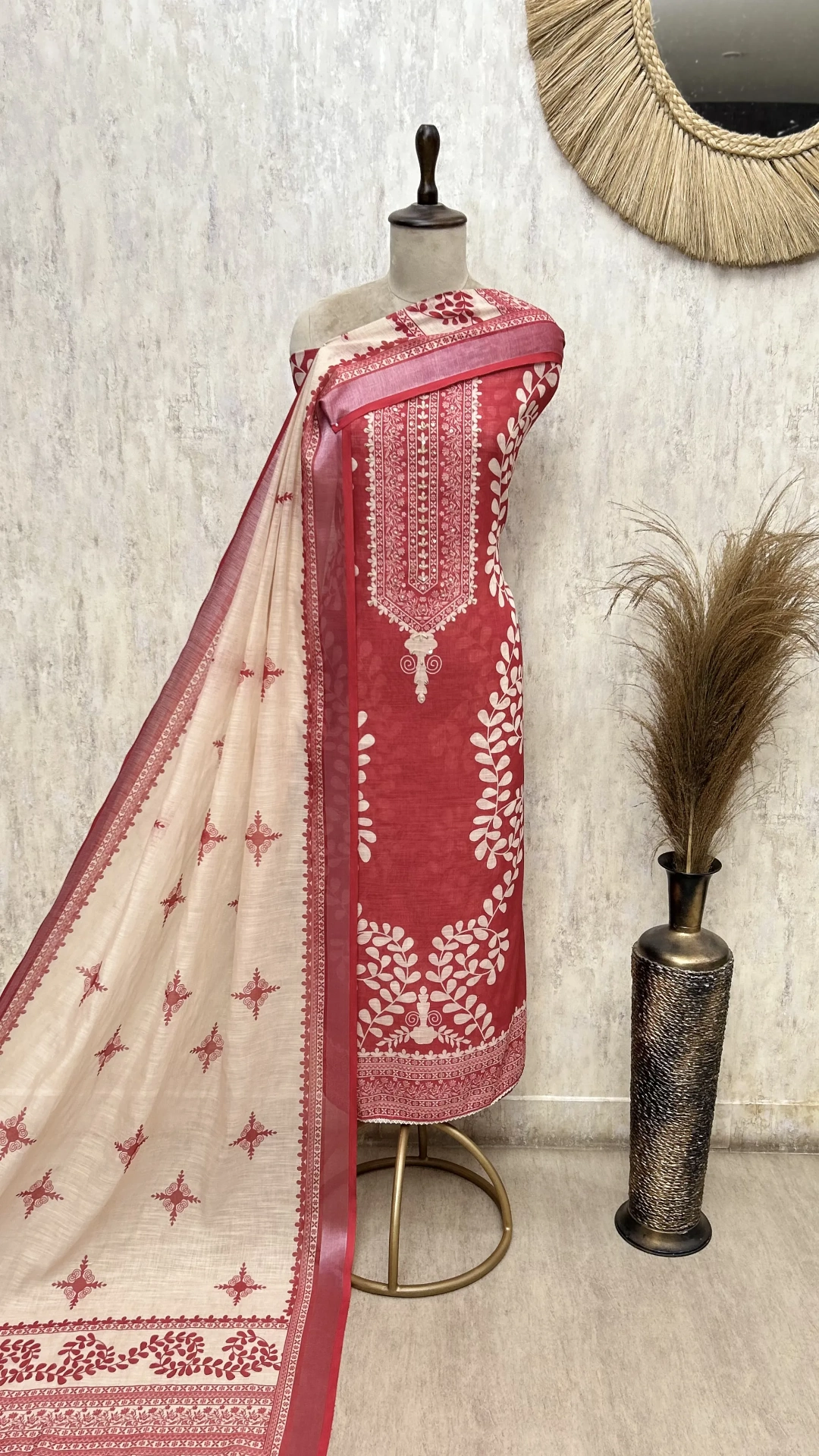 Verdant Heritage Linen Unstitched Suit