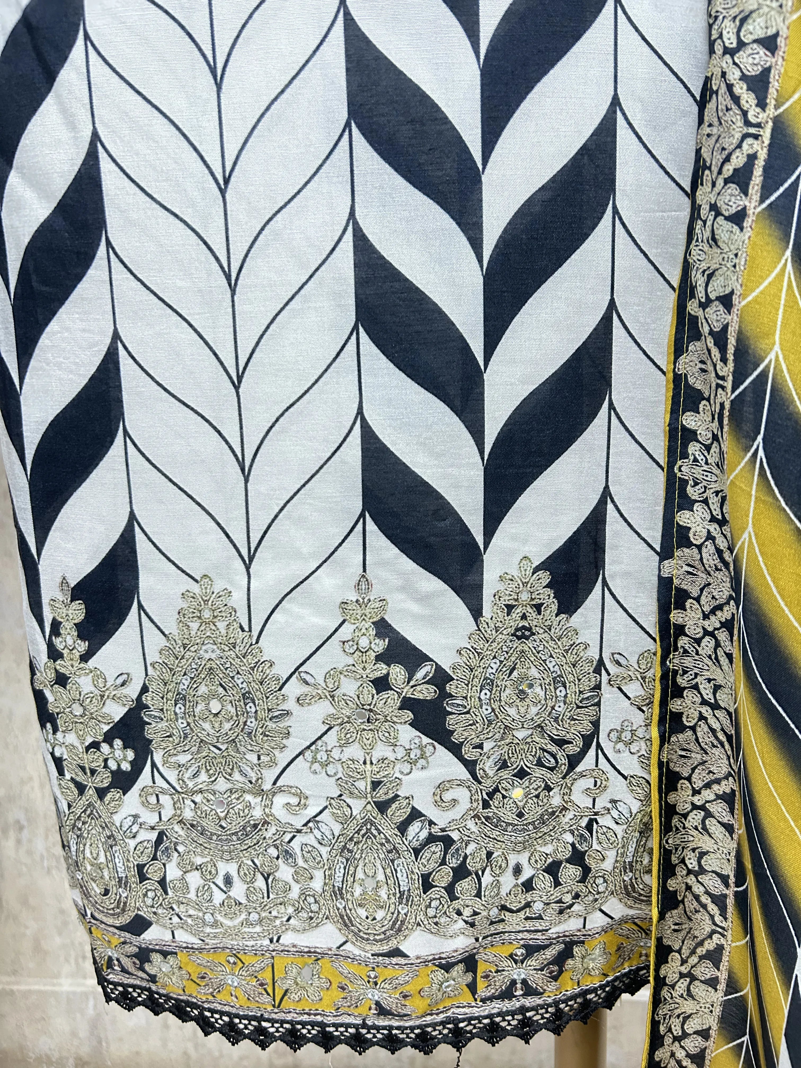 Embroidered Royal Grace Unstitched Suit