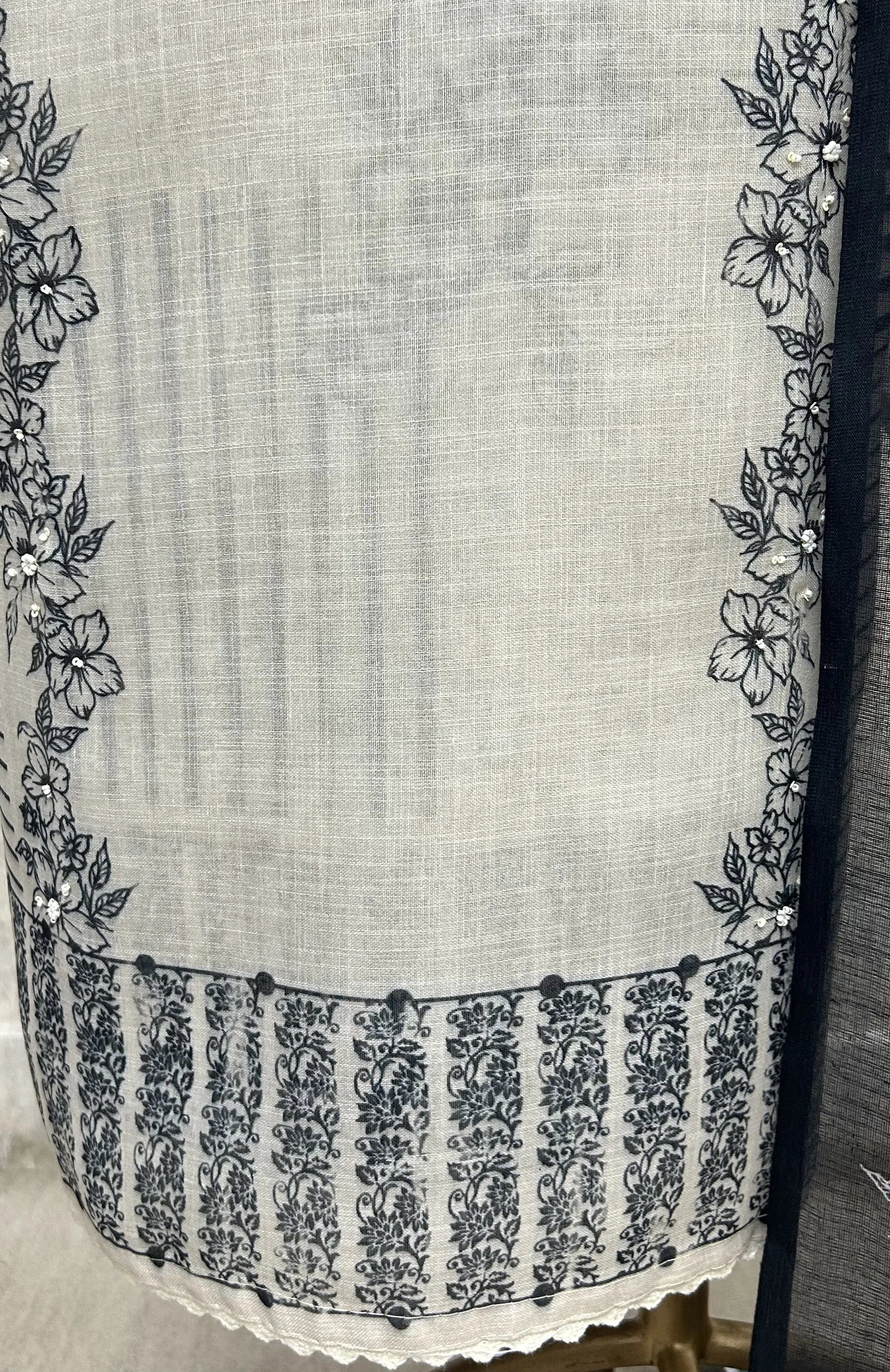 Monochrome Floral Elegance Unstitched Suit