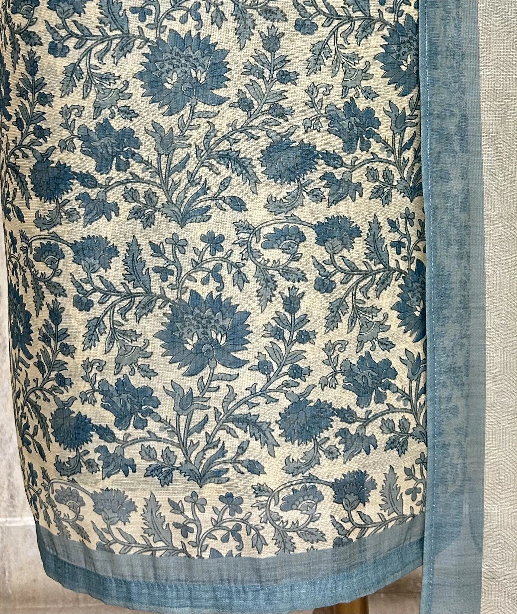 Heritage Thread Beauty Unstitched Suit