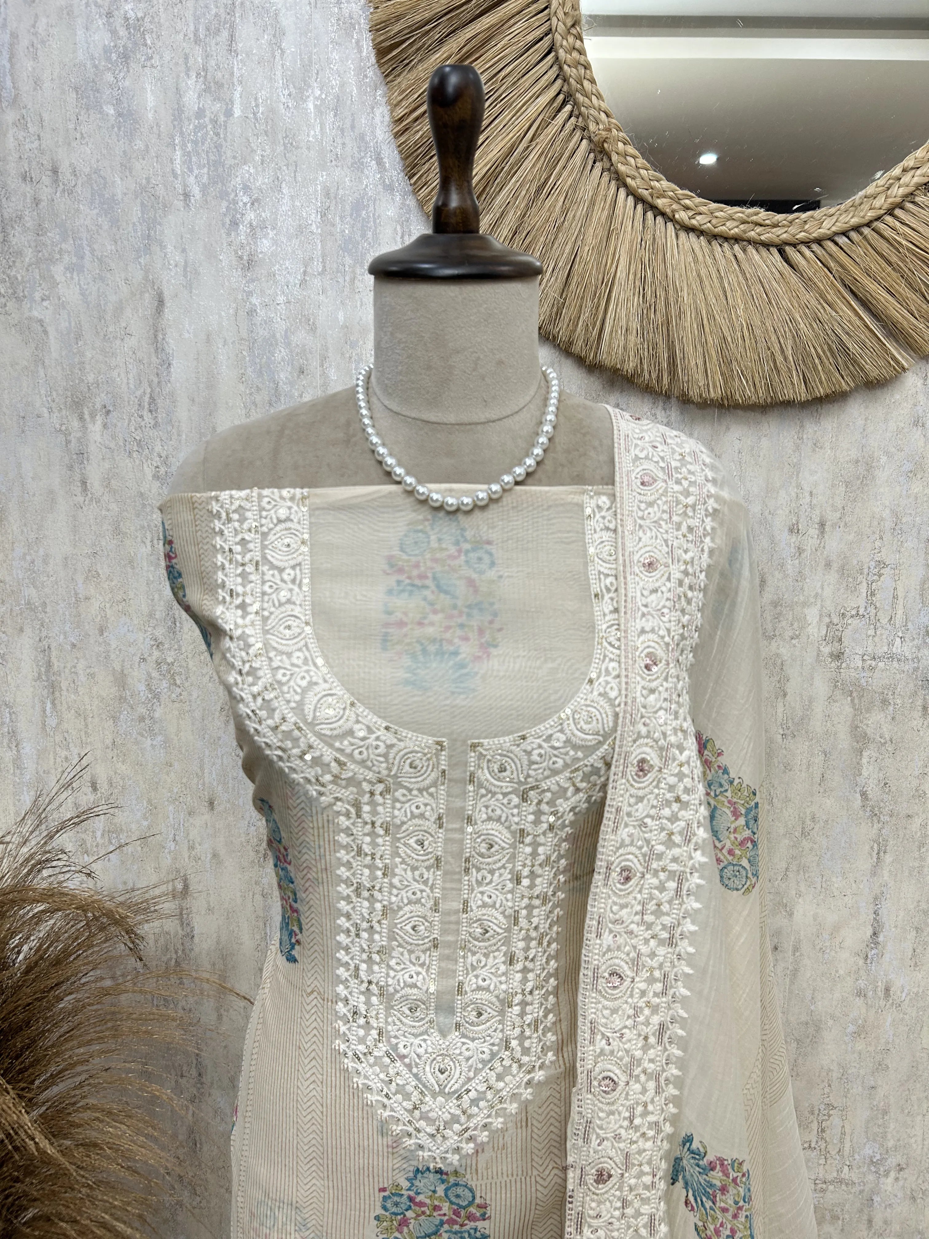 Floral Ivory Charm Mul cotton Unstitched Suit