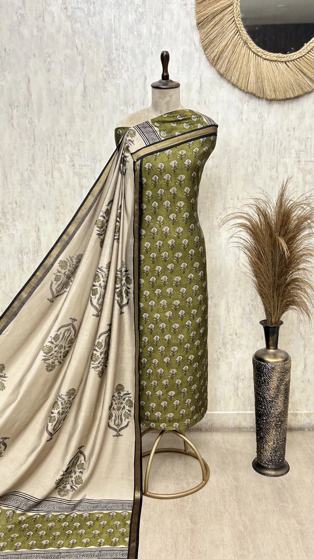 Block Printed Floral Maheshwari Cotton Unstitched Suits