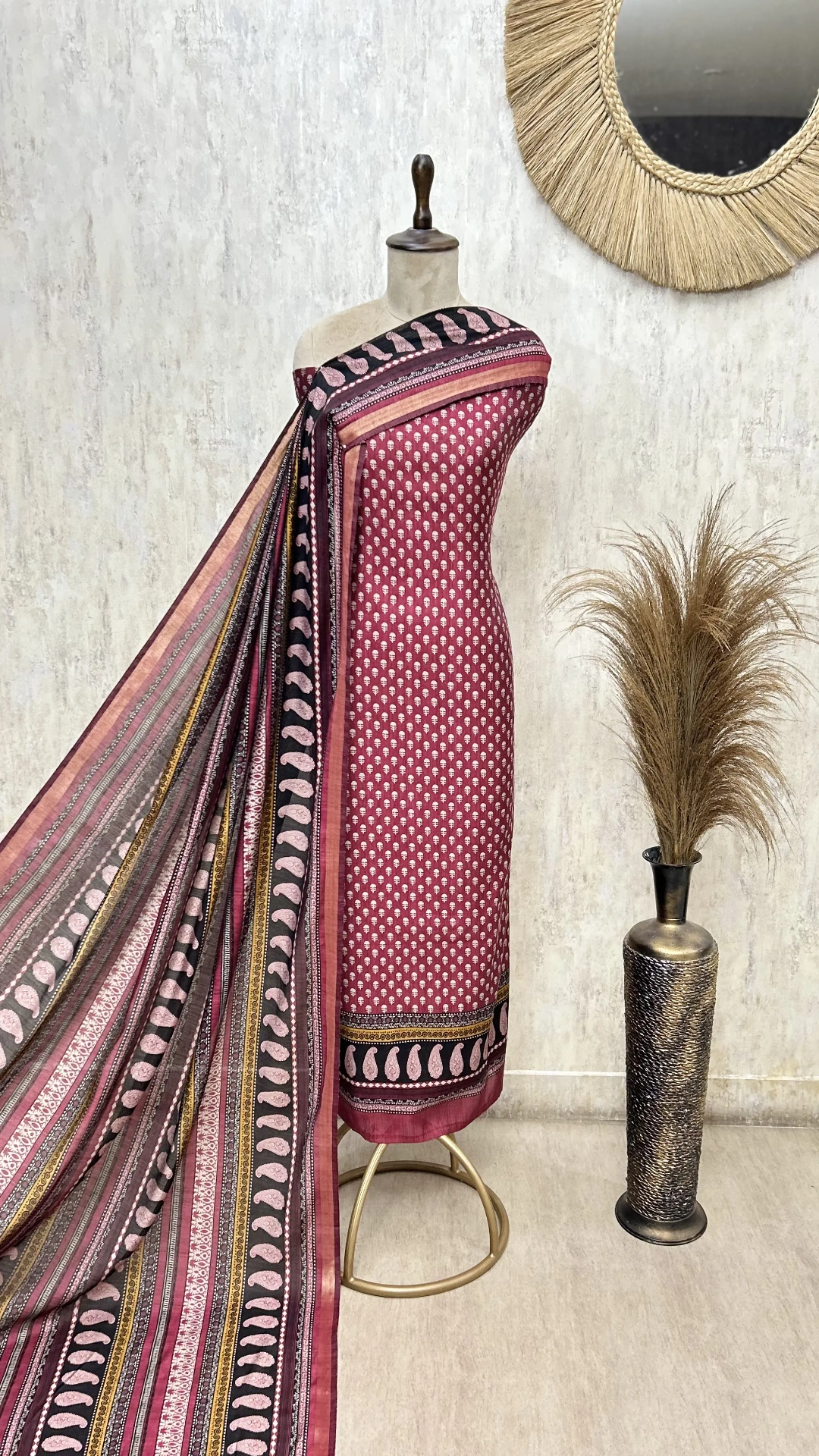 Floral Print Maheshwari Cotton Unstitched Suits