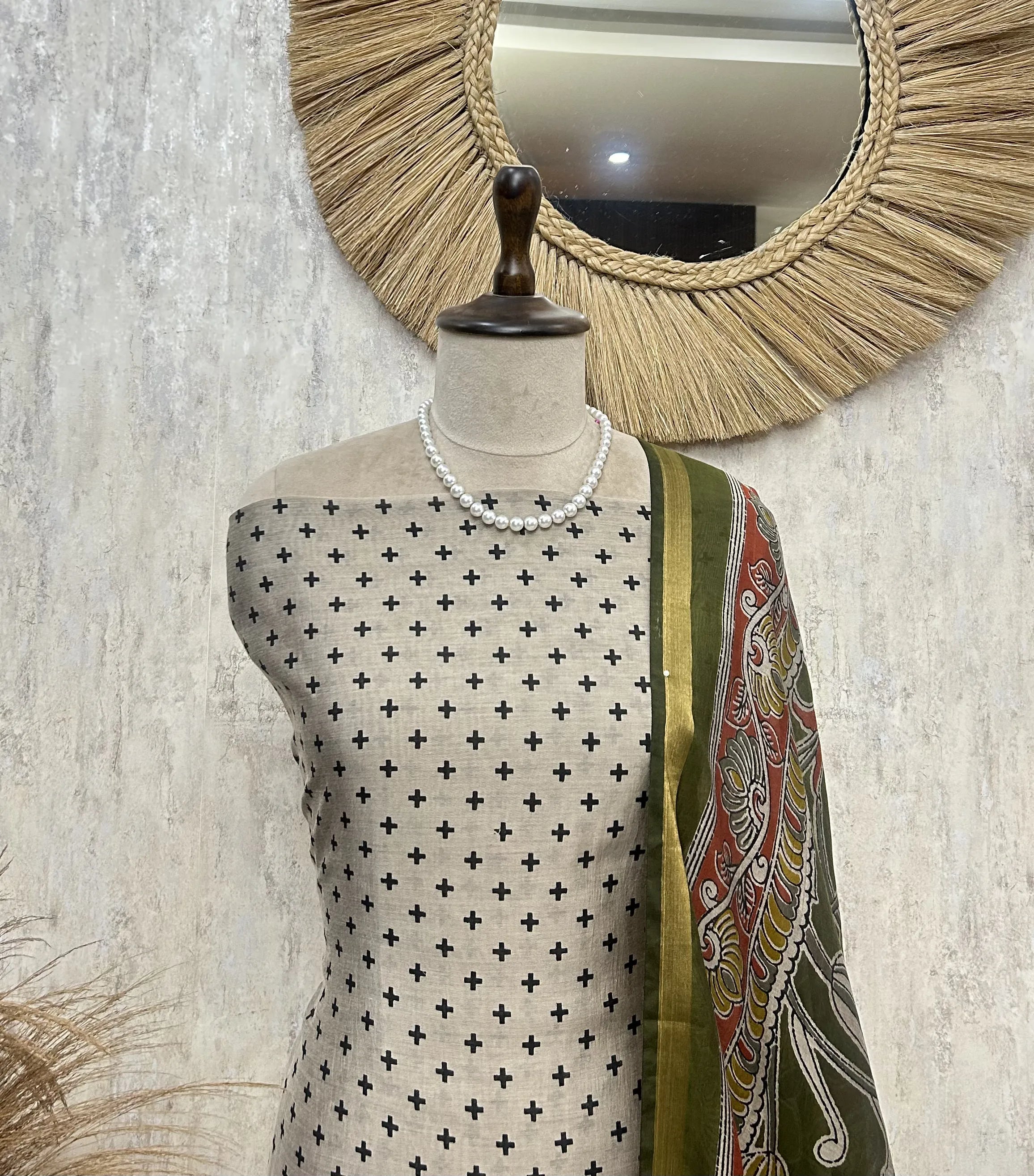 Elegant Kalamkari Drape Unstitched Suit