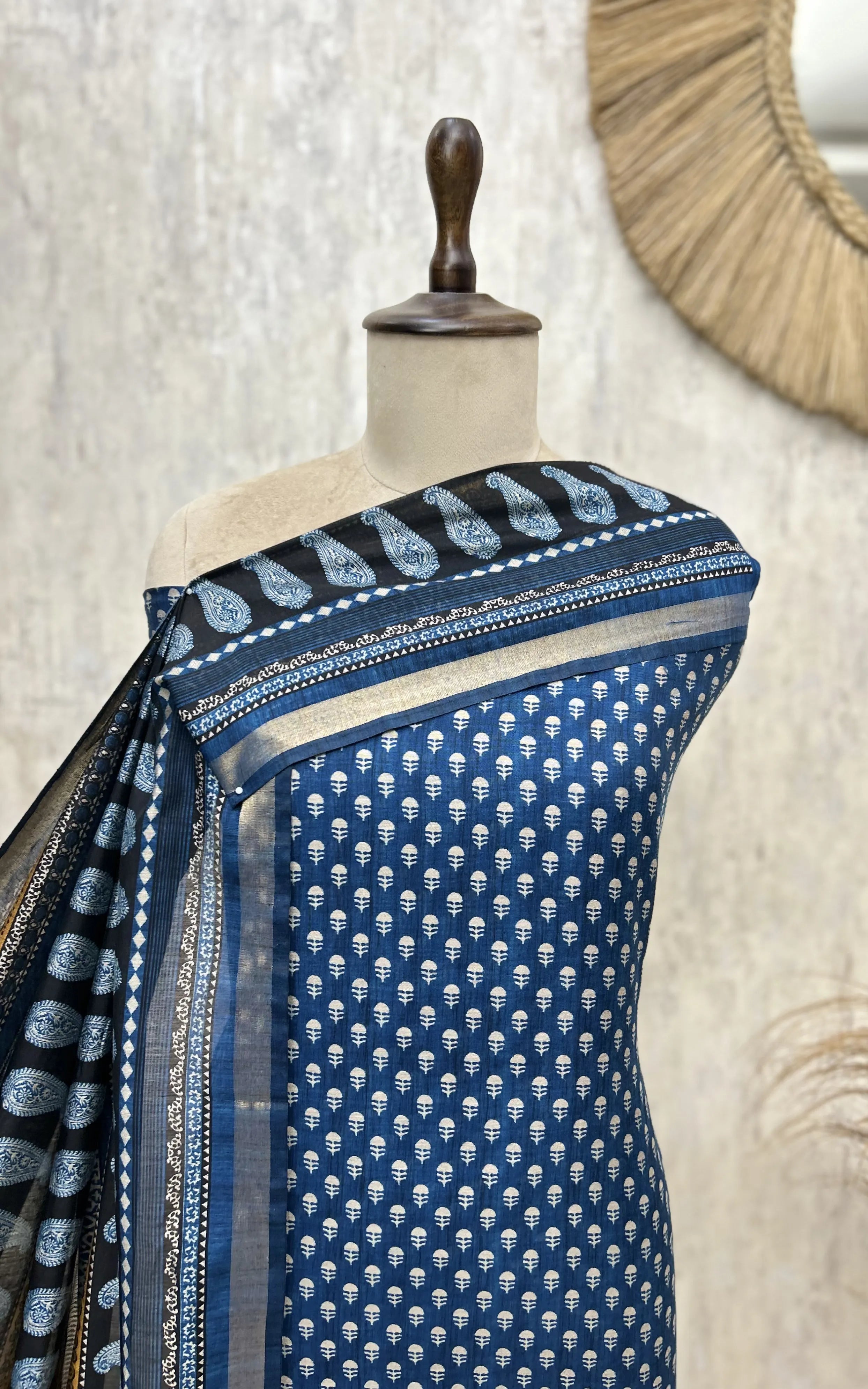 Floral Print Maheshwari Cotton Unstitched Suits